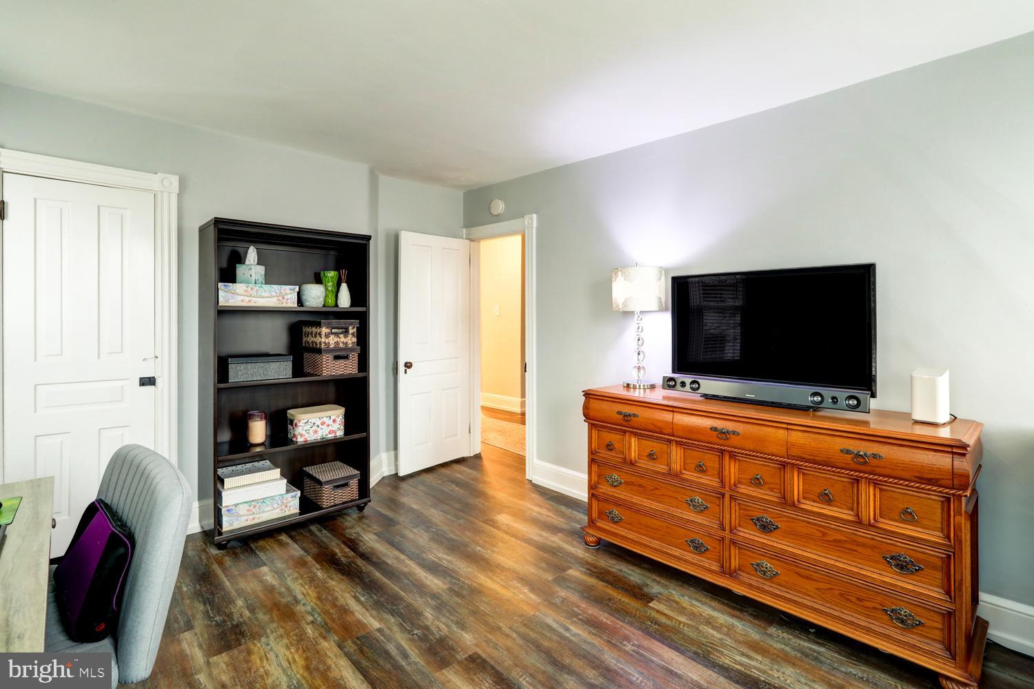 LITITZ PIKE - Residential