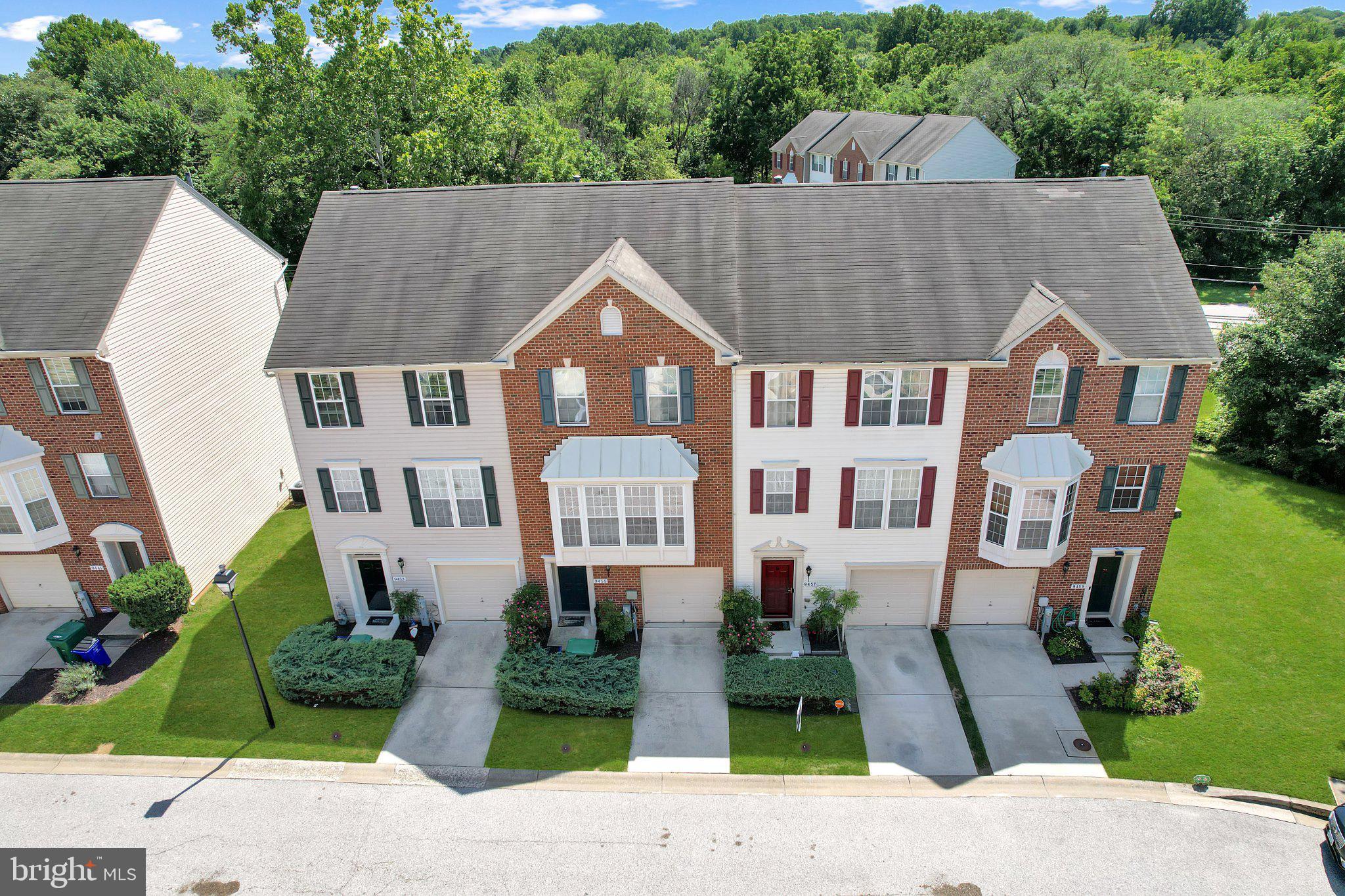 9453 BIRDHOUSE CIRCLE 38
