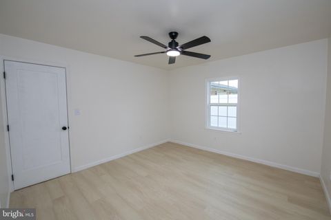 Tiny photo for 30 Mistletoe Lane, LEVITTOWN, PA 19054 (MLS # PABU2114744)