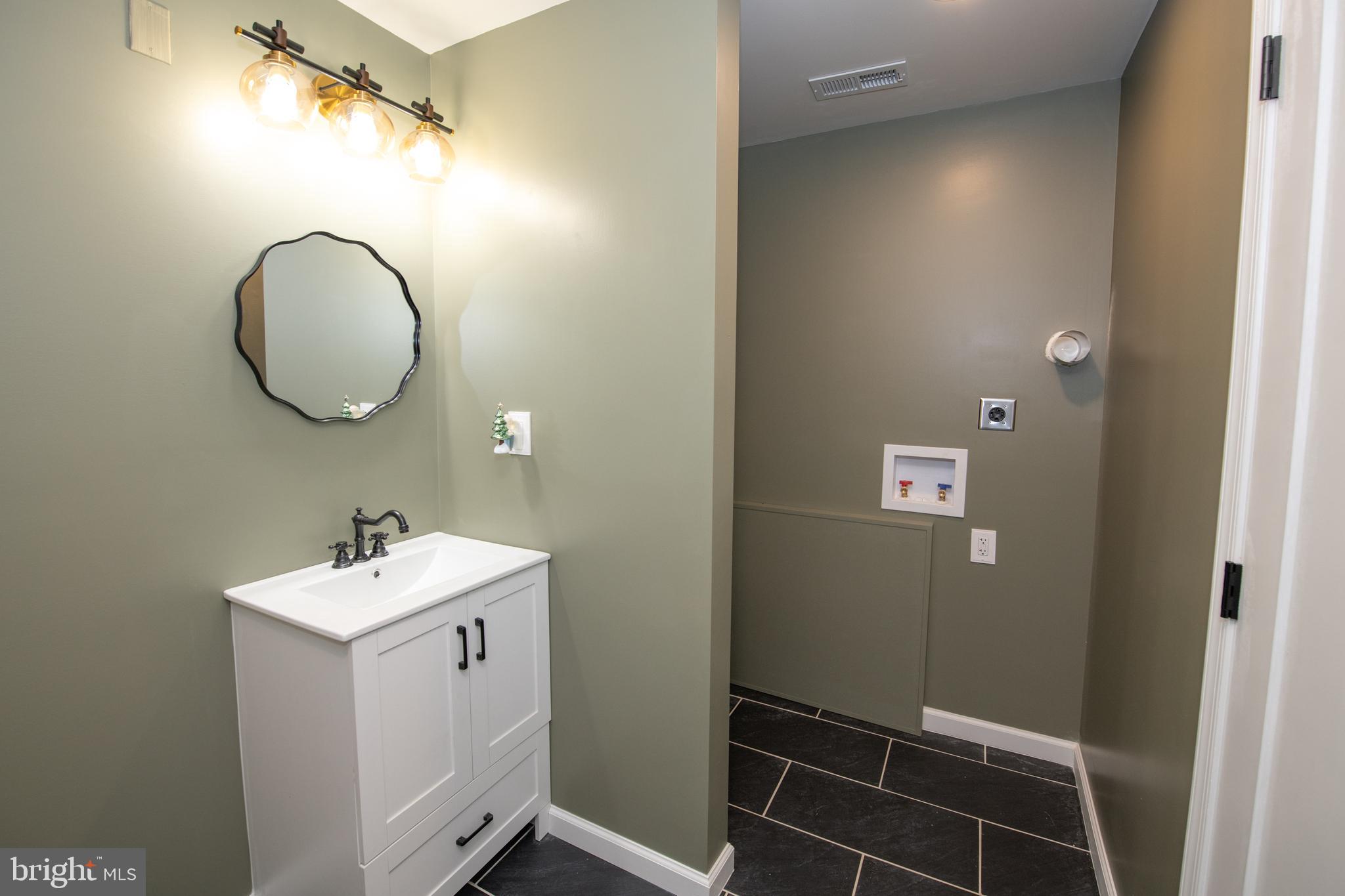 MAGNOLIA HILL - Residential