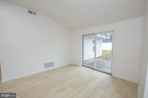 Tiny photo for 30 Mistletoe Lane, LEVITTOWN, PA 19054 (MLS # PABU2114744)