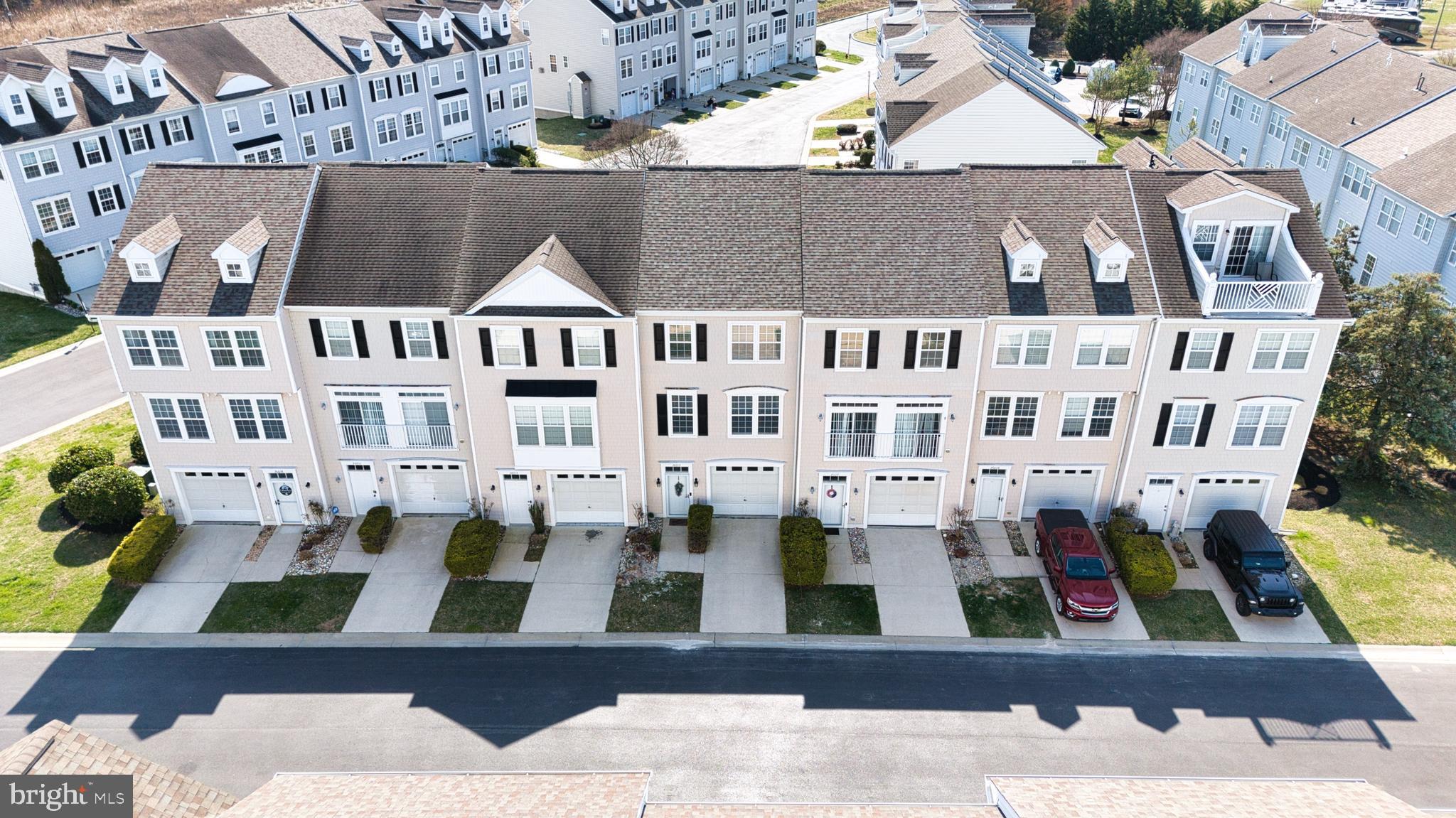 FAIRFIELD AT LONG NECK - Residential