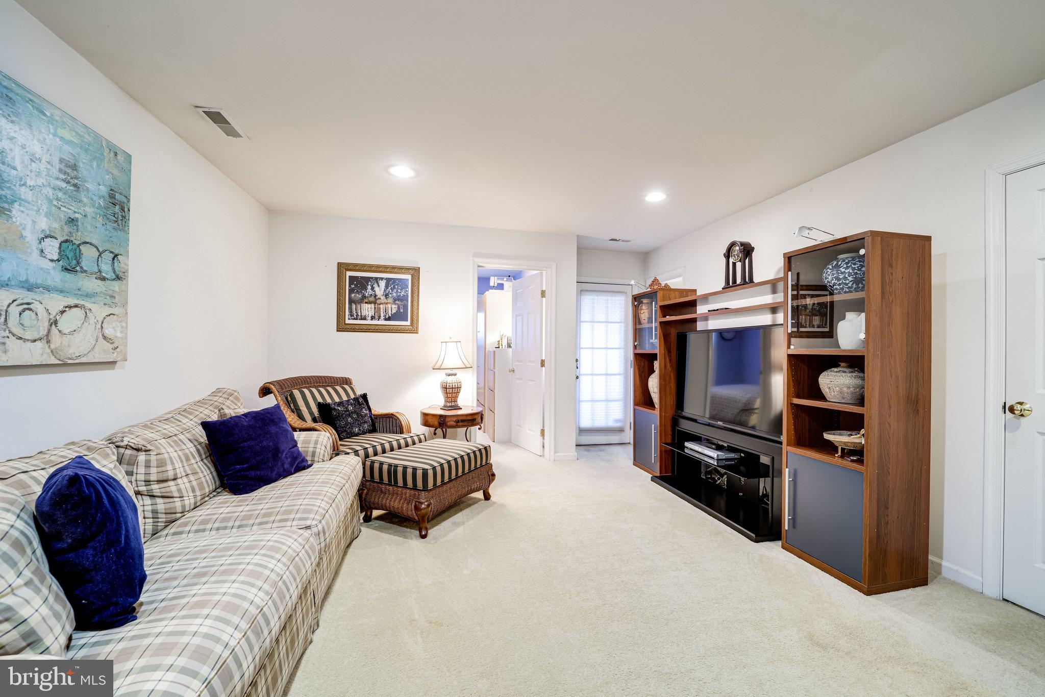 OVERLOOK - Residential