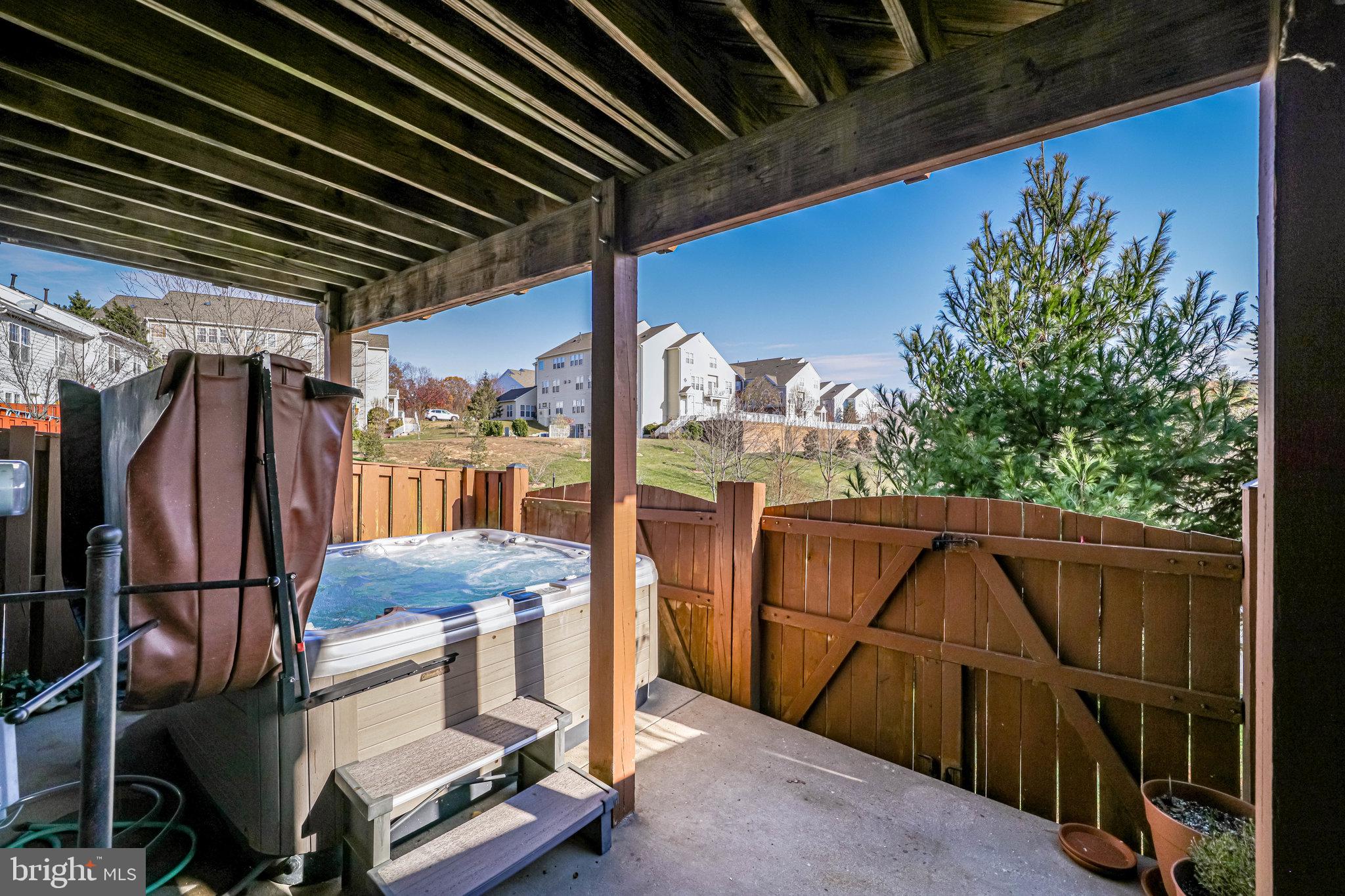 OVERLOOK - Residential