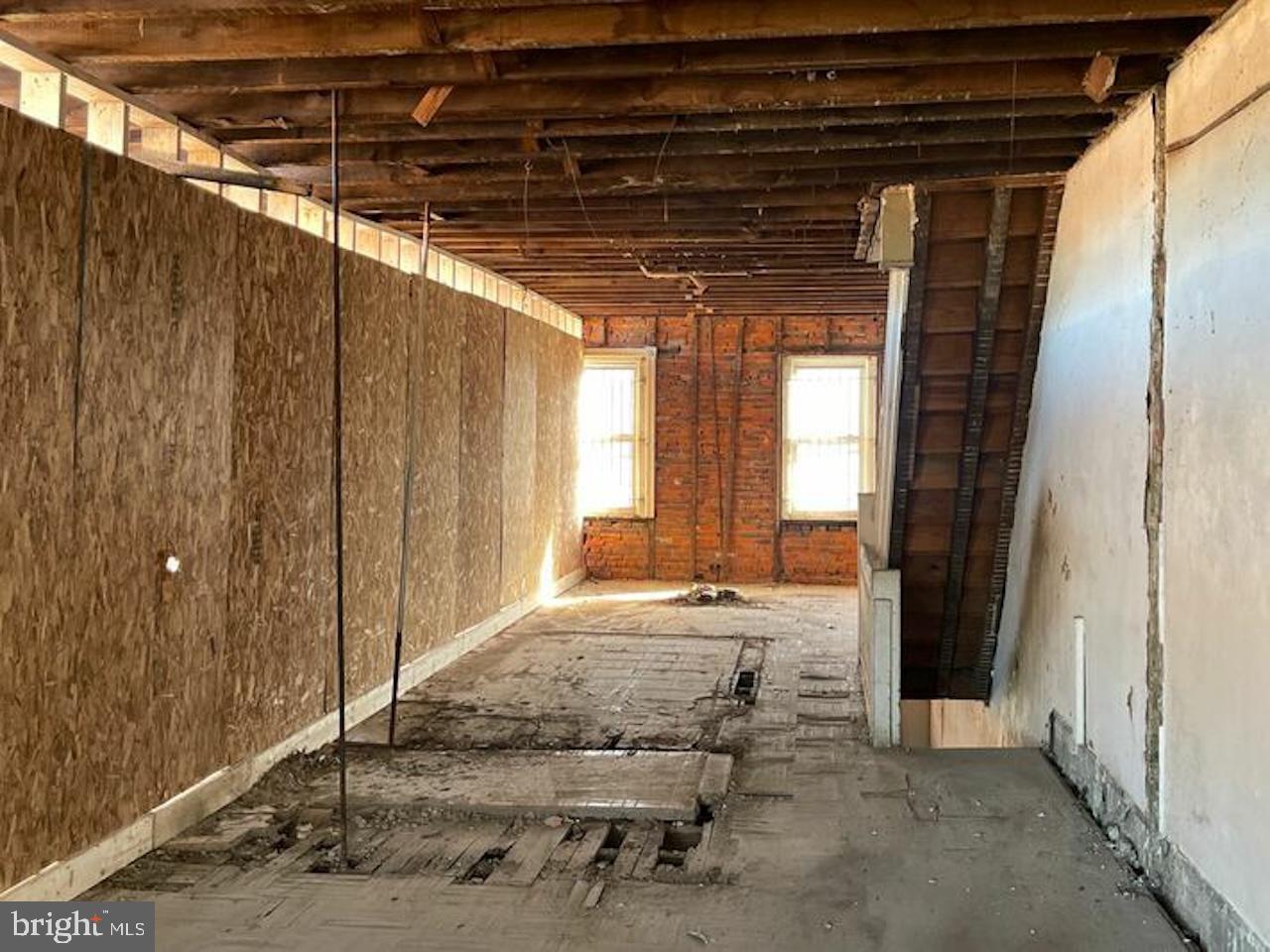 ALLEGHENY WEST - Residential