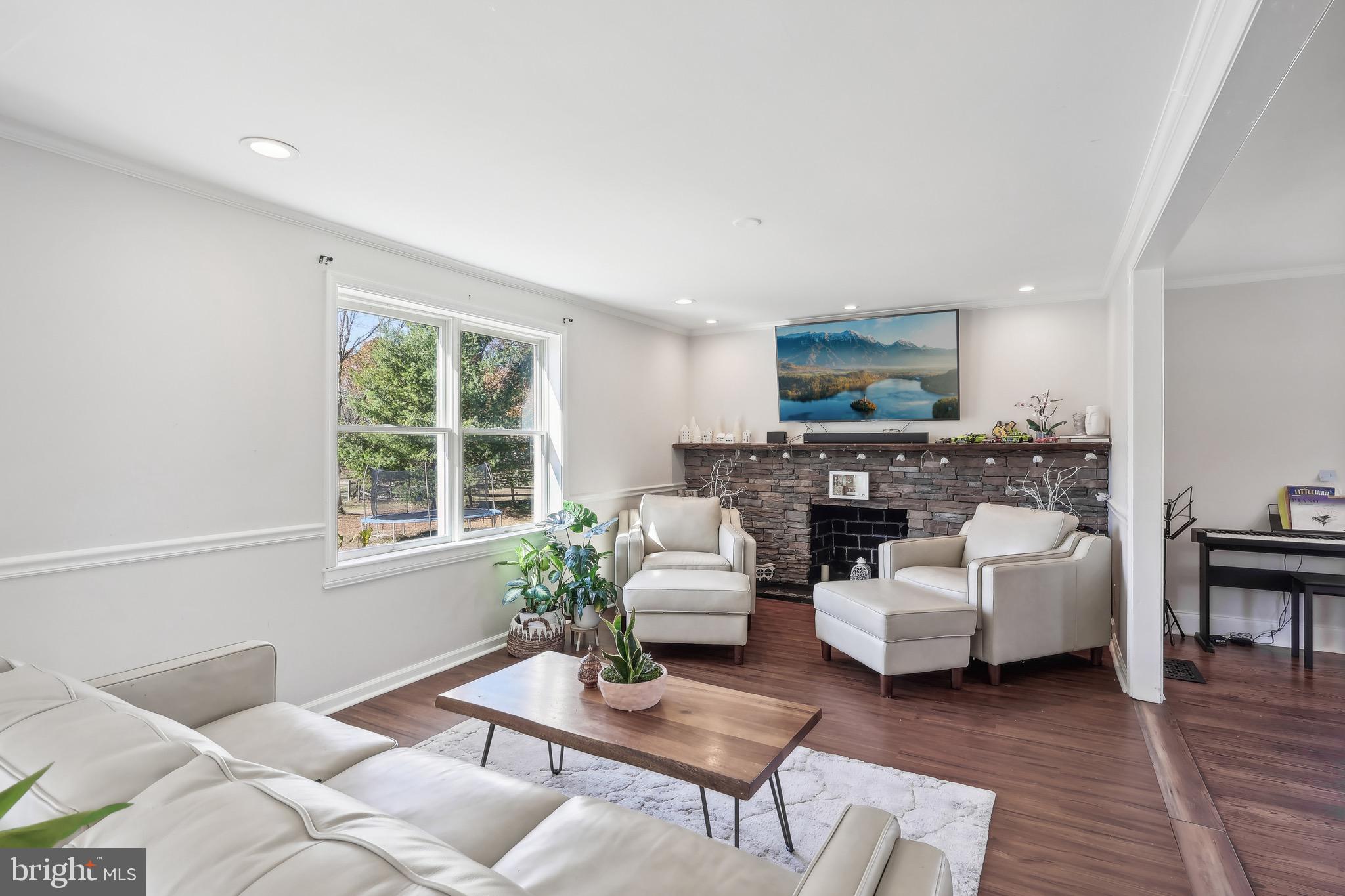 SPRING MILL FARMS - Residential