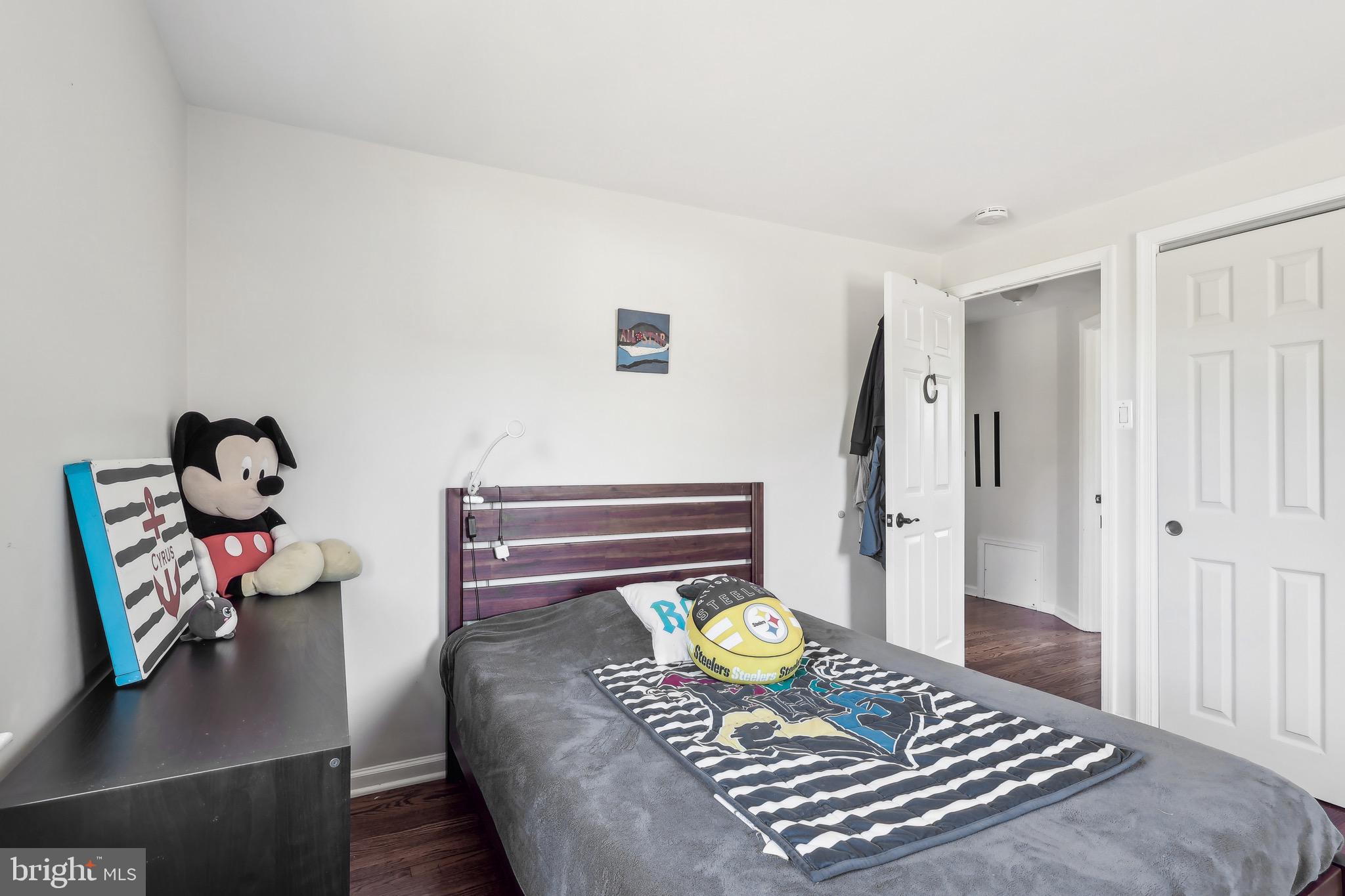 SPRING MILL FARMS - Residential