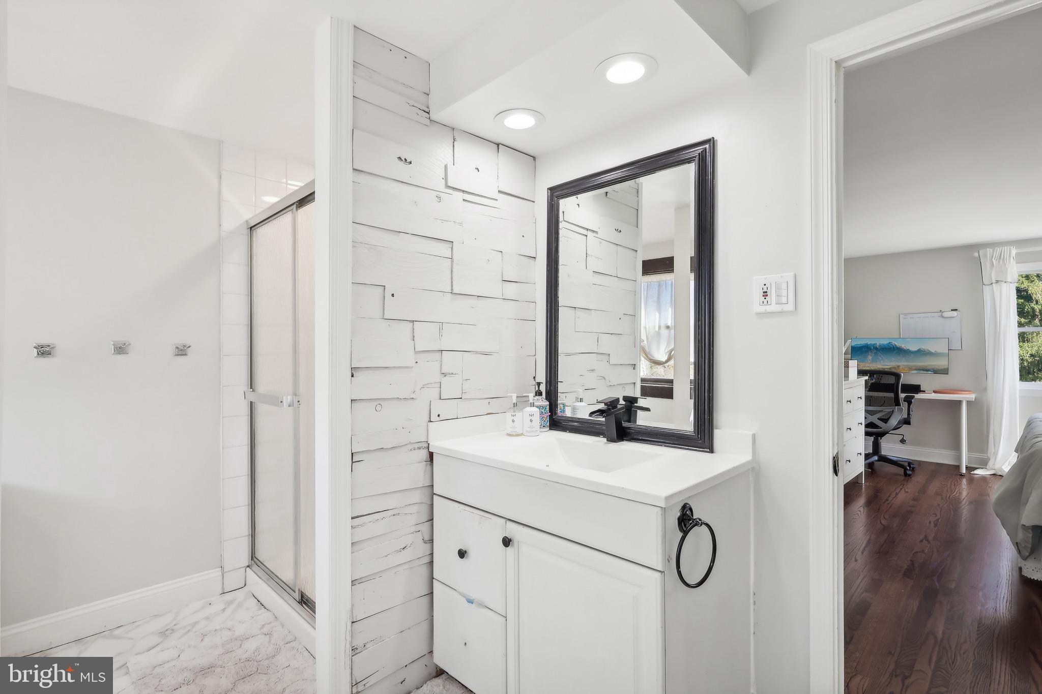 SPRING MILL FARMS - Residential