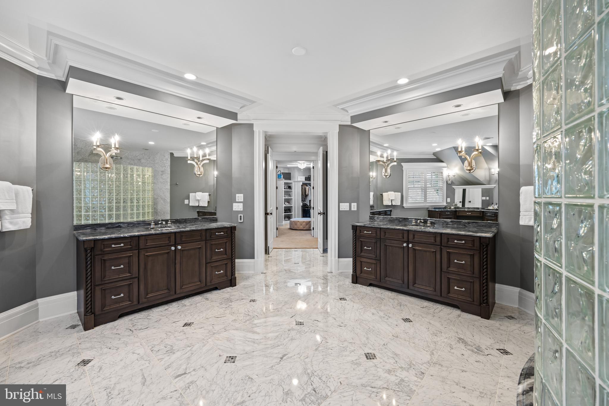 LANGLEY FOREST - Residential