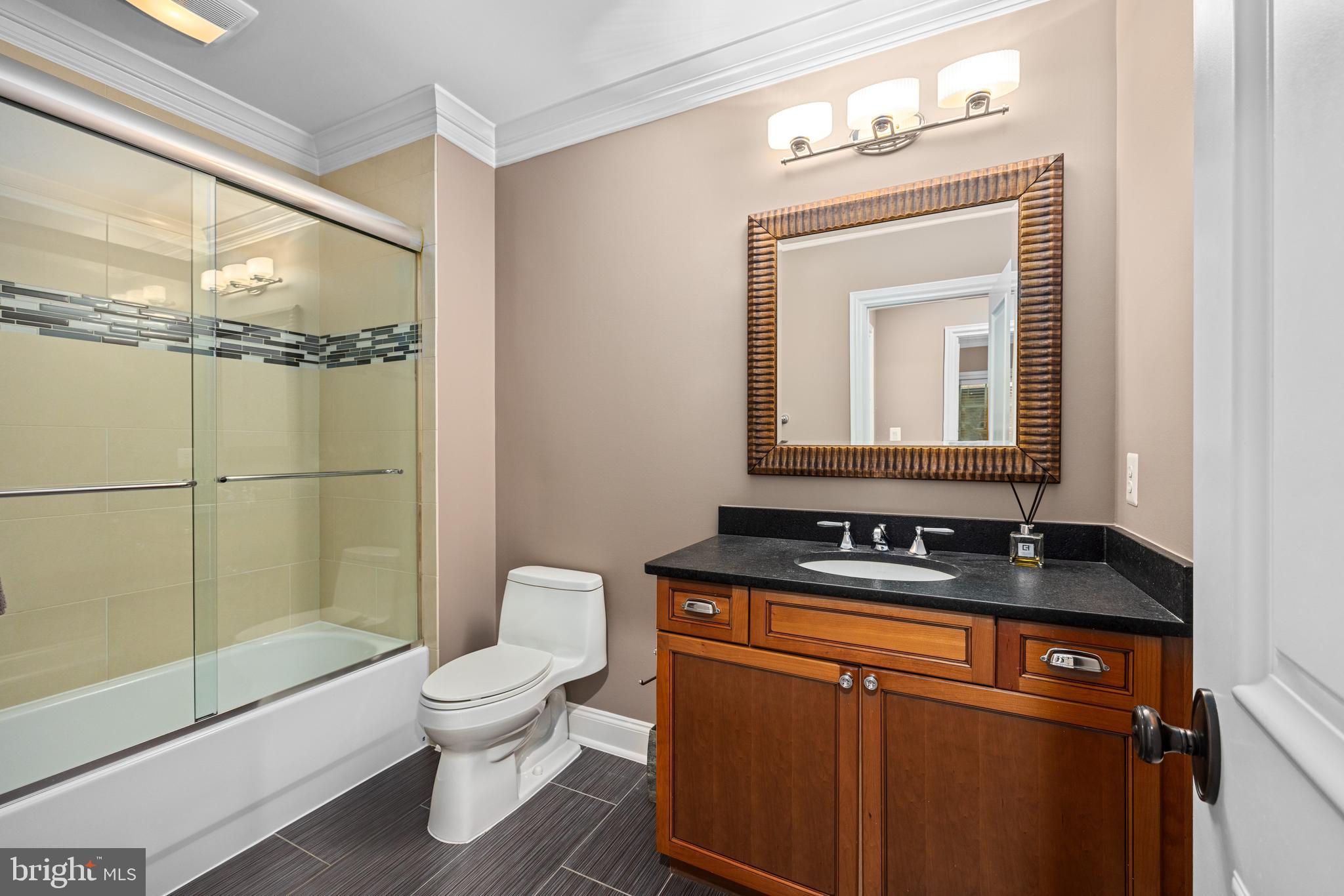 LANGLEY FOREST - Residential