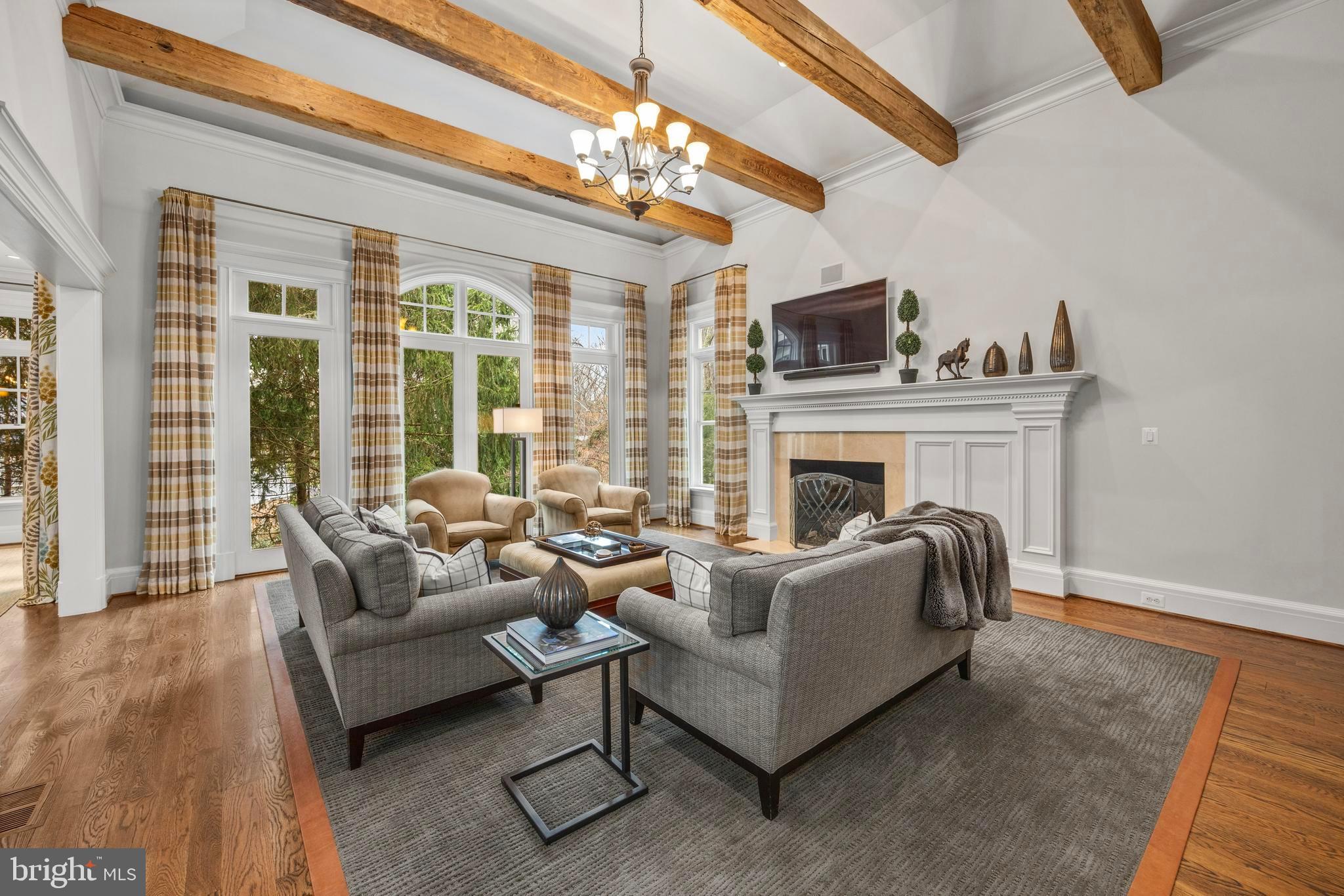 LANGLEY FOREST - Residential