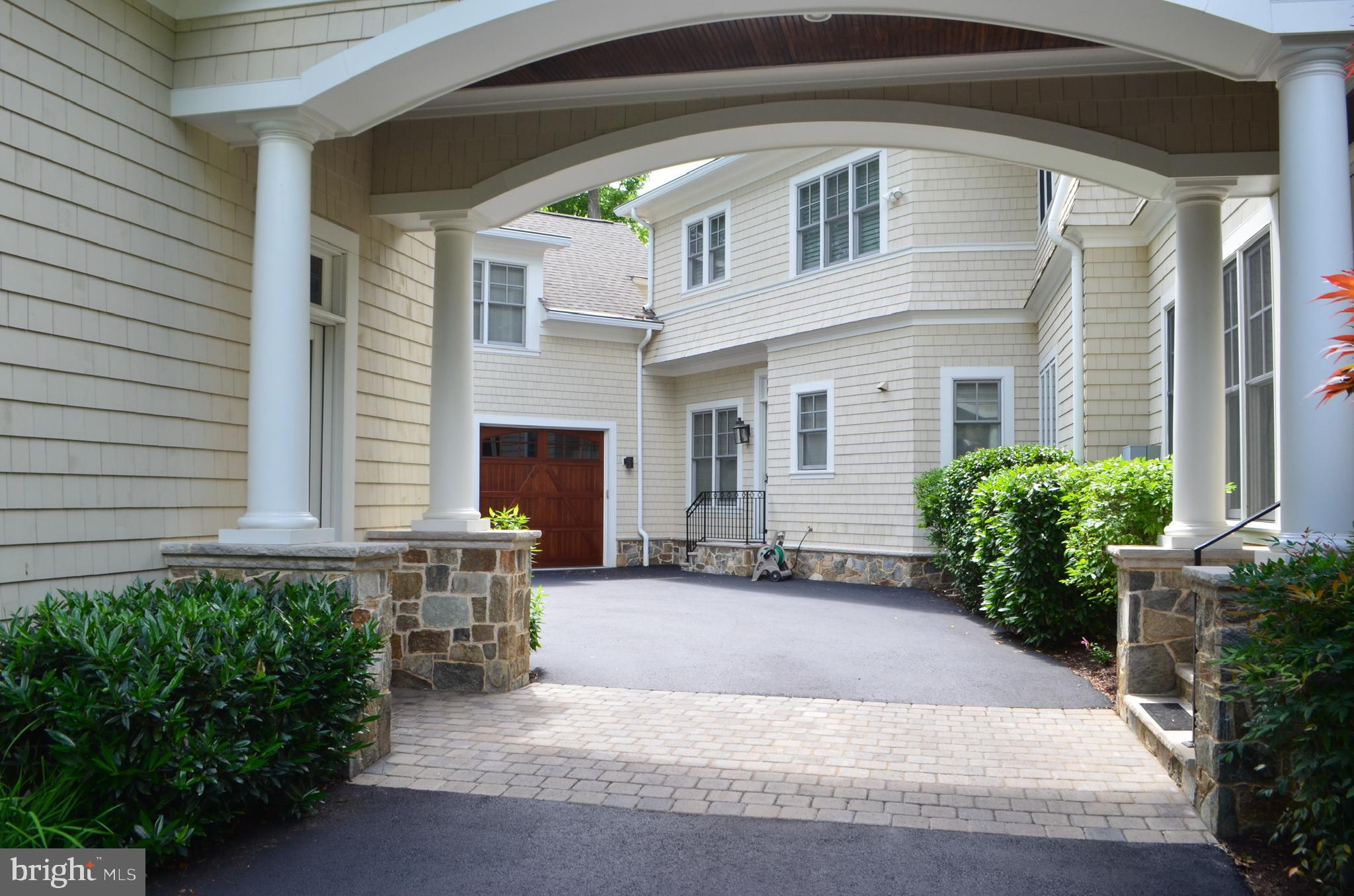 LANGLEY FOREST - Residential