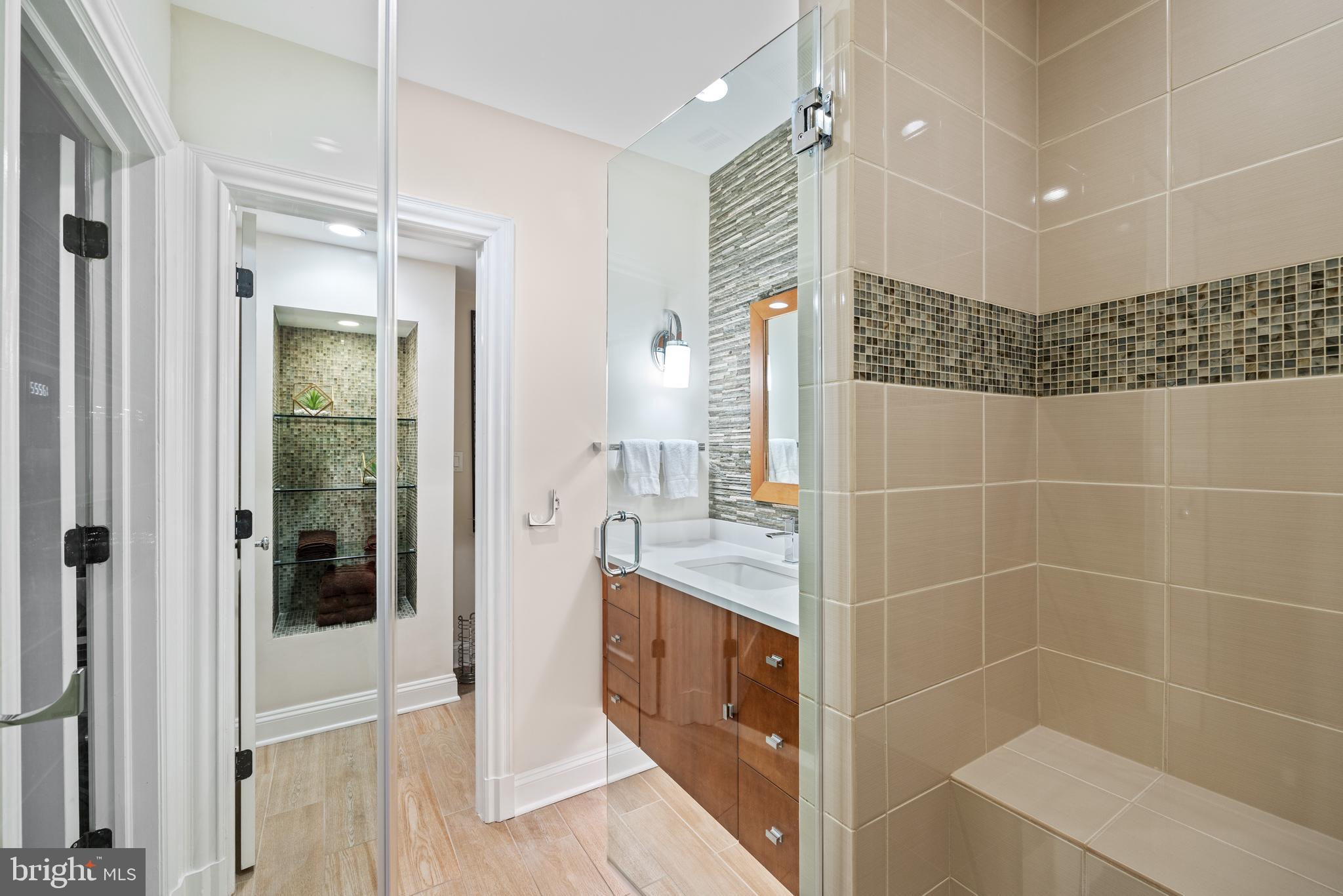 LANGLEY FOREST - Residential