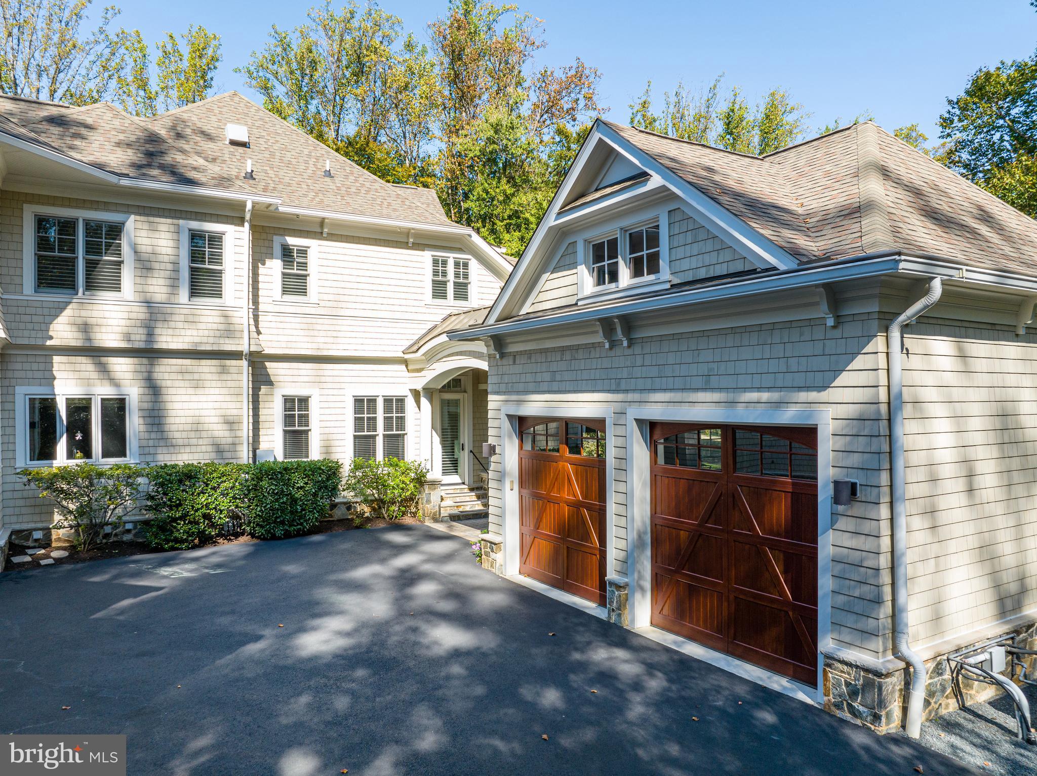 LANGLEY FOREST - Residential