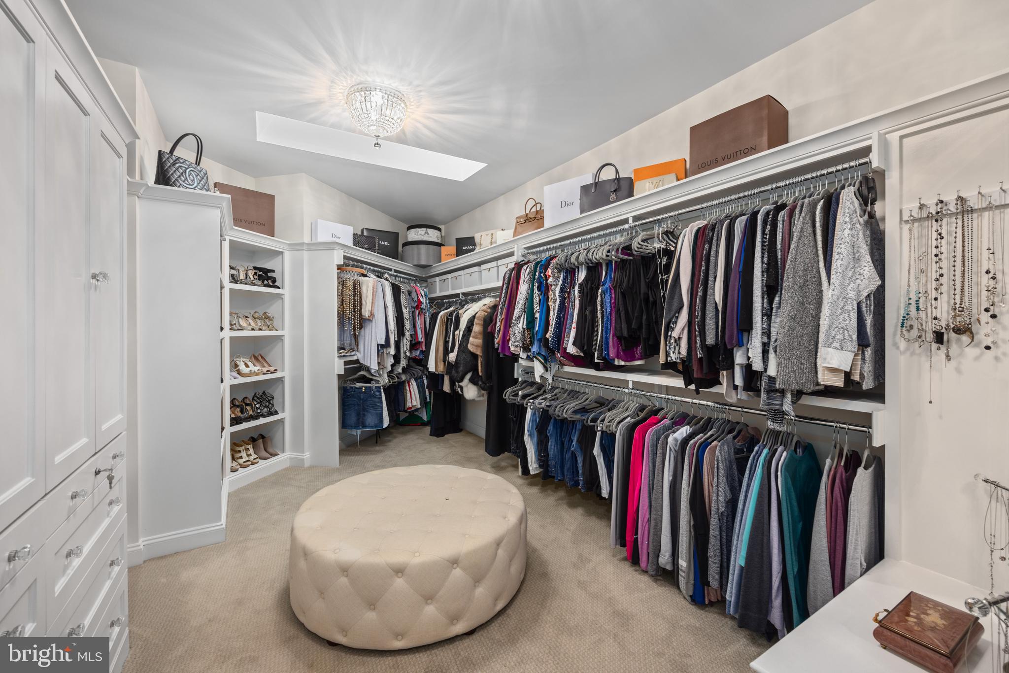 LANGLEY FOREST - Residential