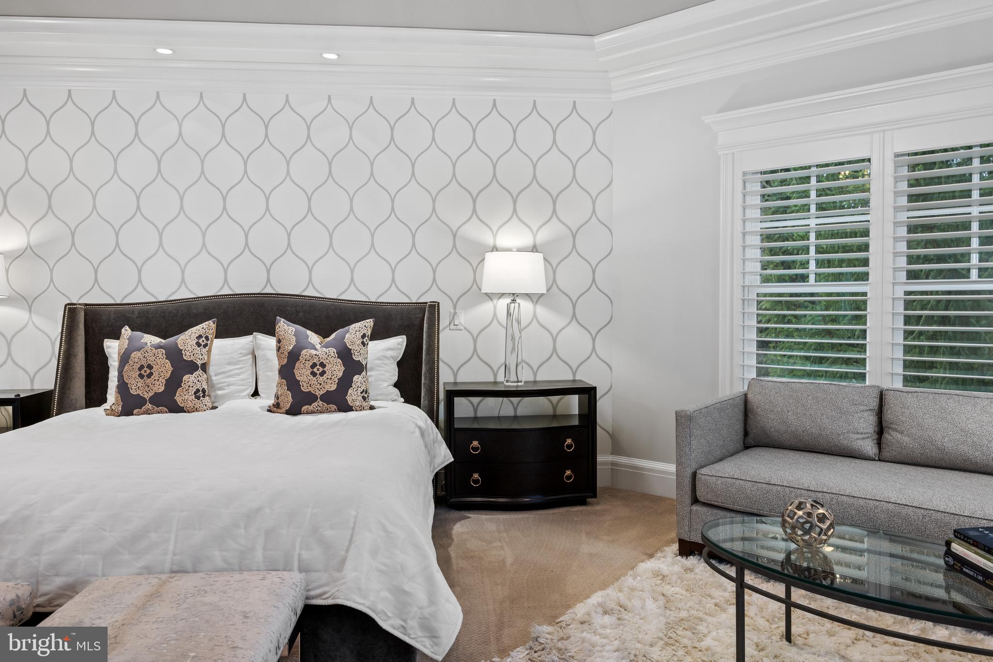 LANGLEY FOREST - Residential