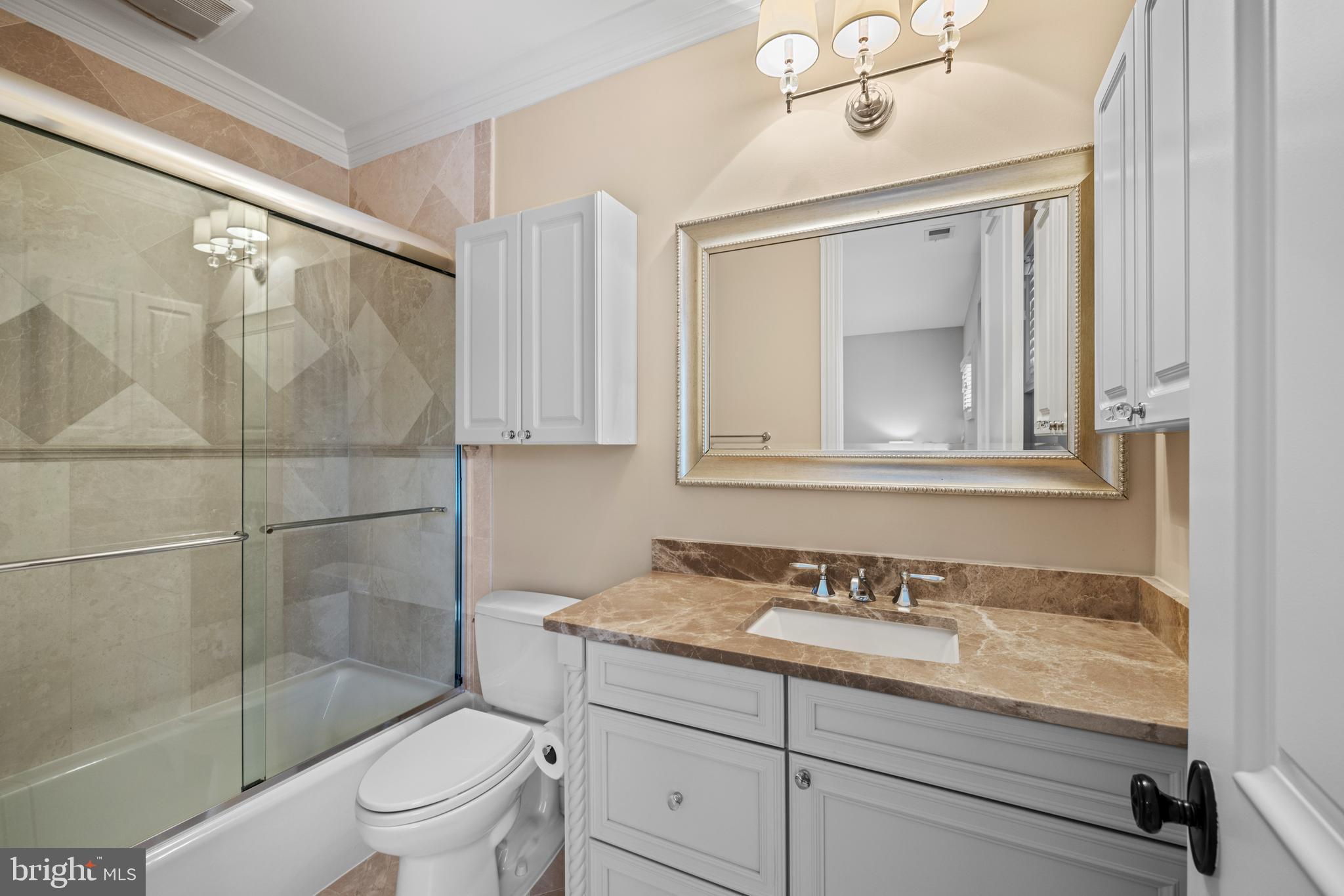 LANGLEY FOREST - Residential