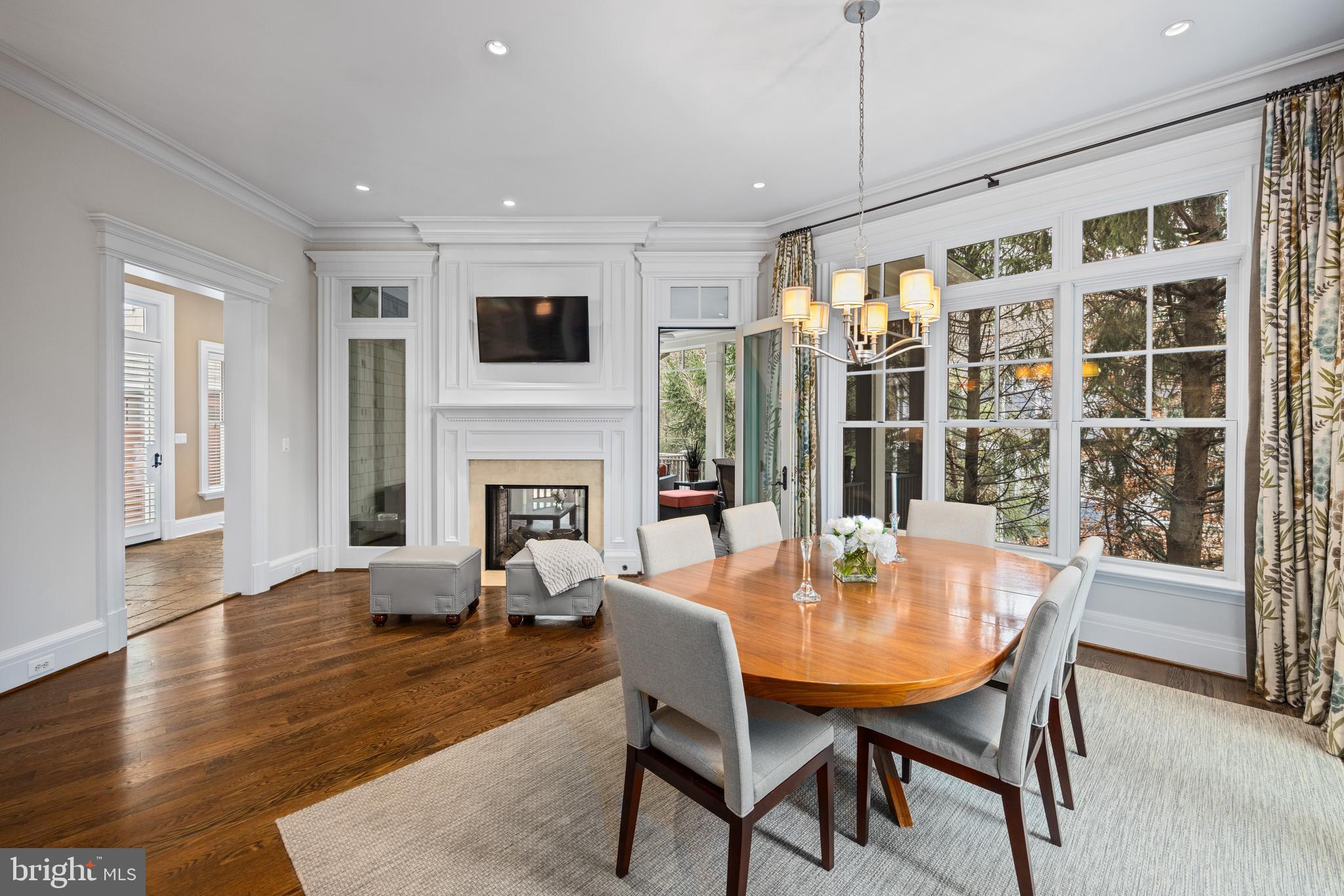 LANGLEY FOREST - Residential