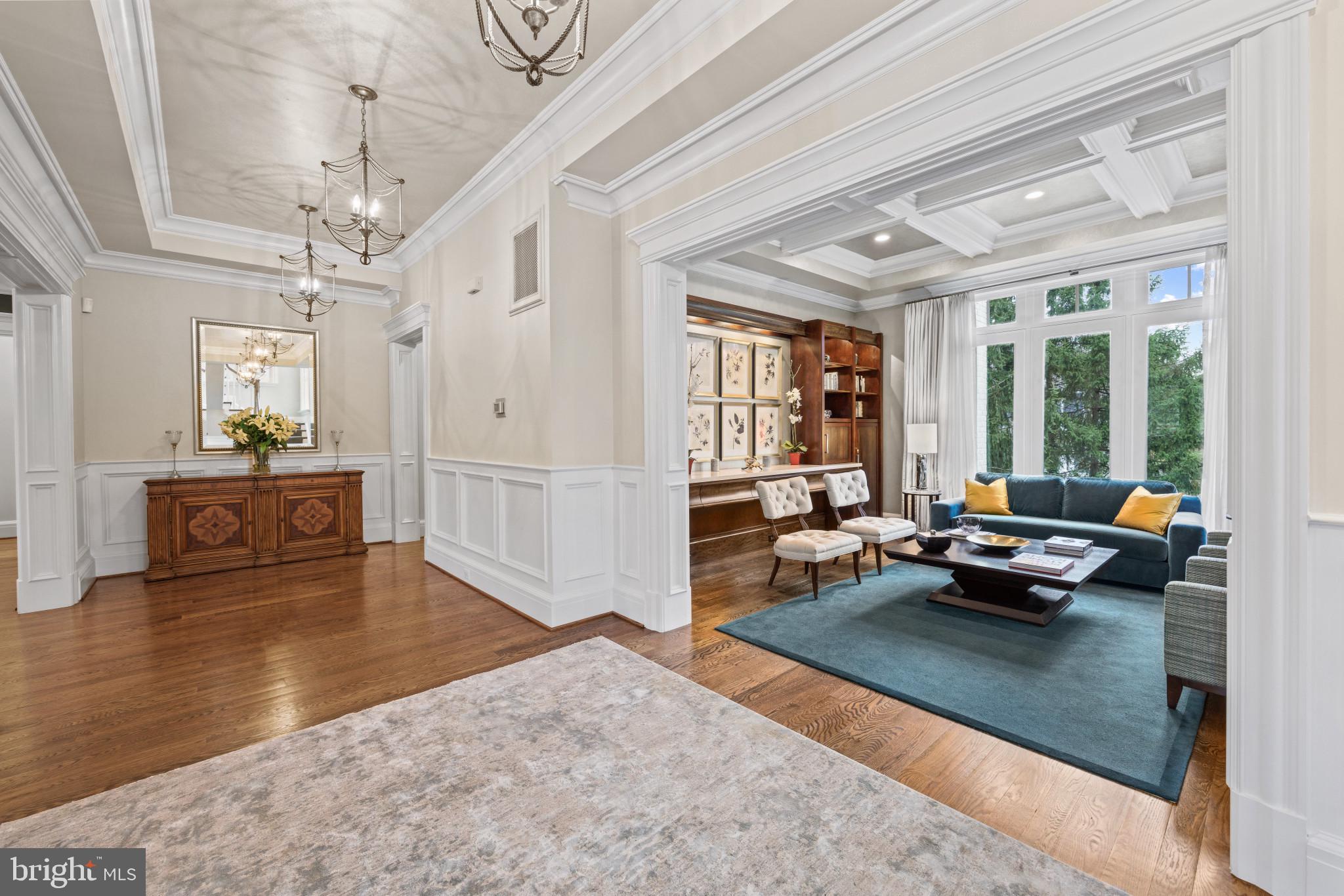 LANGLEY FOREST - Residential