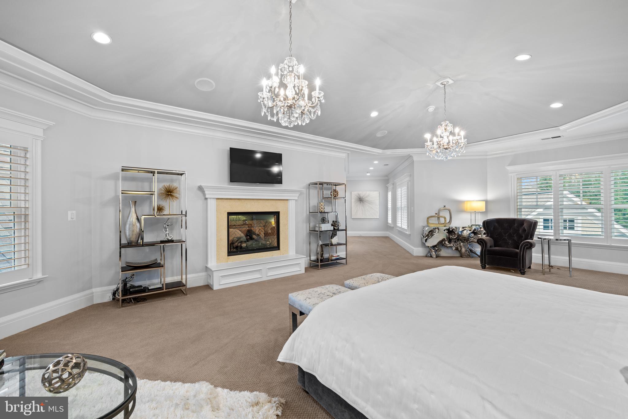 LANGLEY FOREST - Residential