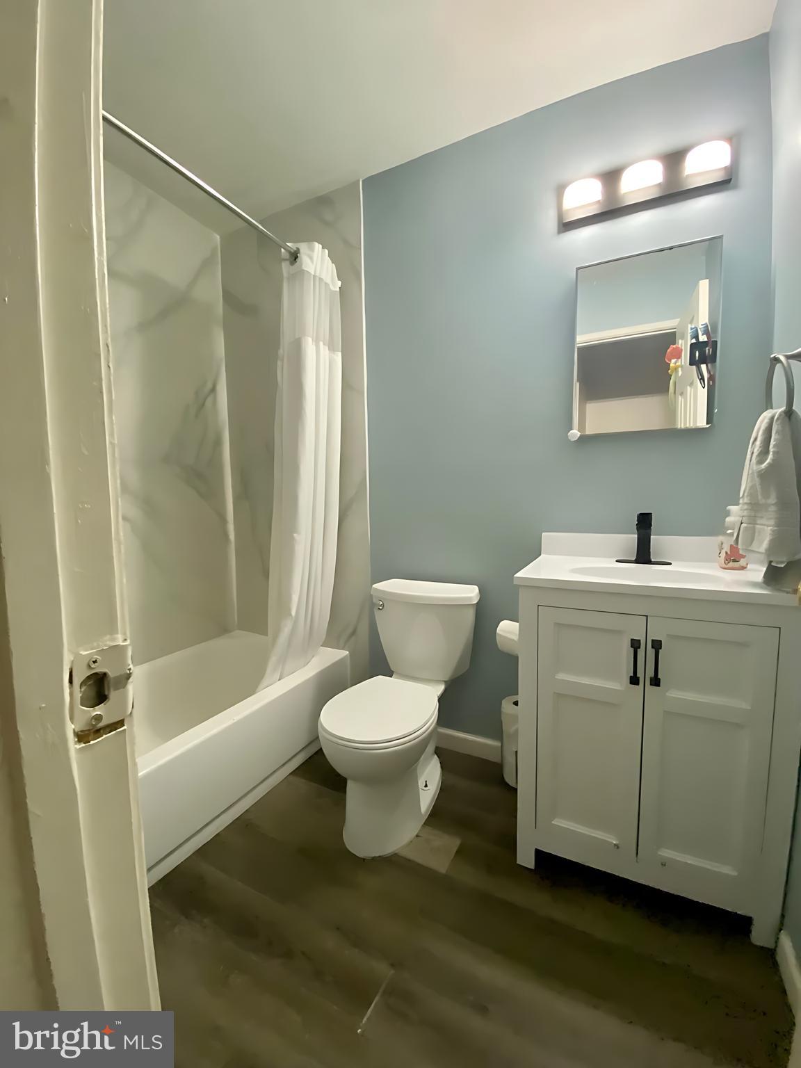 CLUBSIDE - Residential