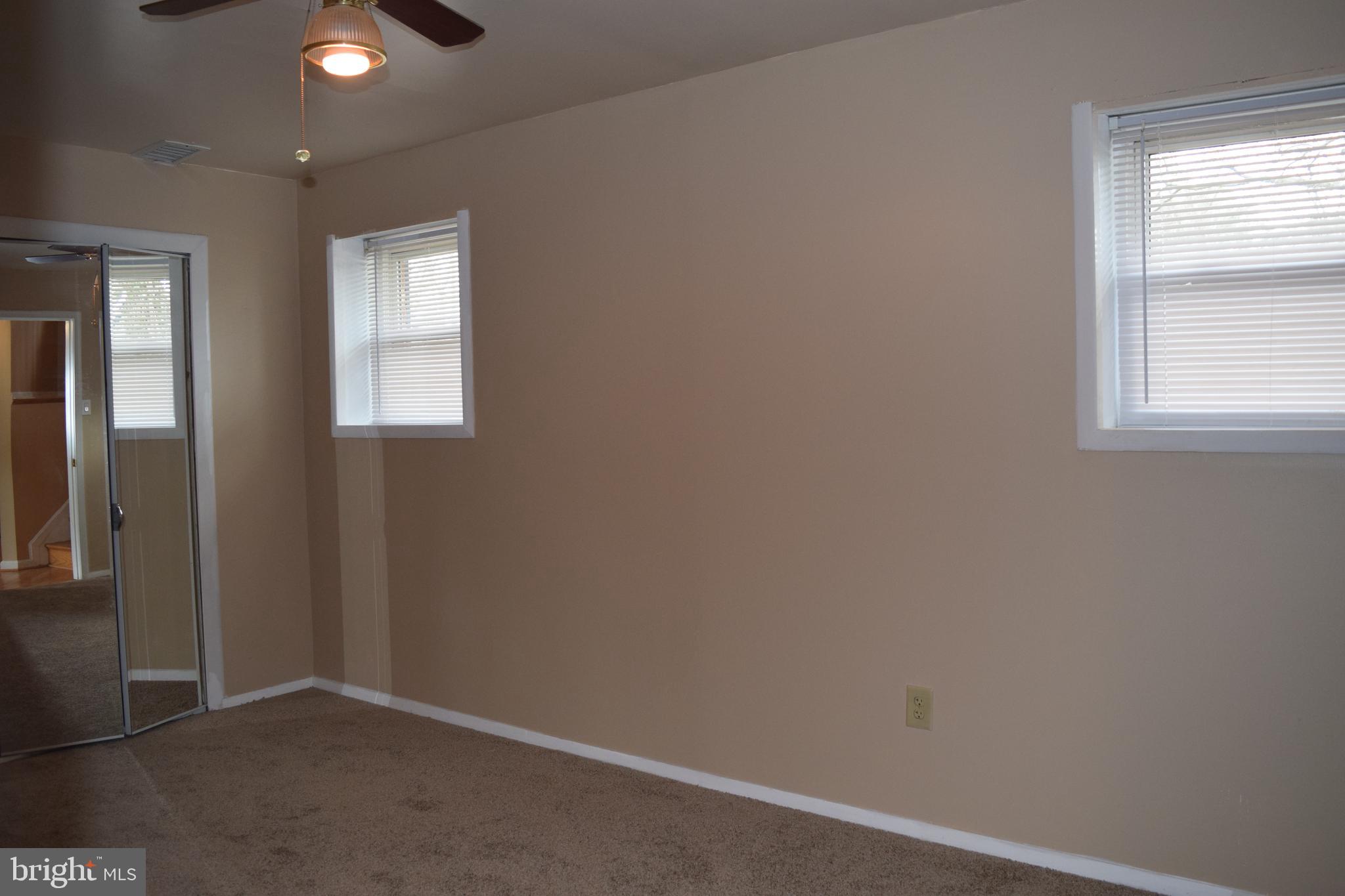 BOULEVARD PARK - Residential Lease