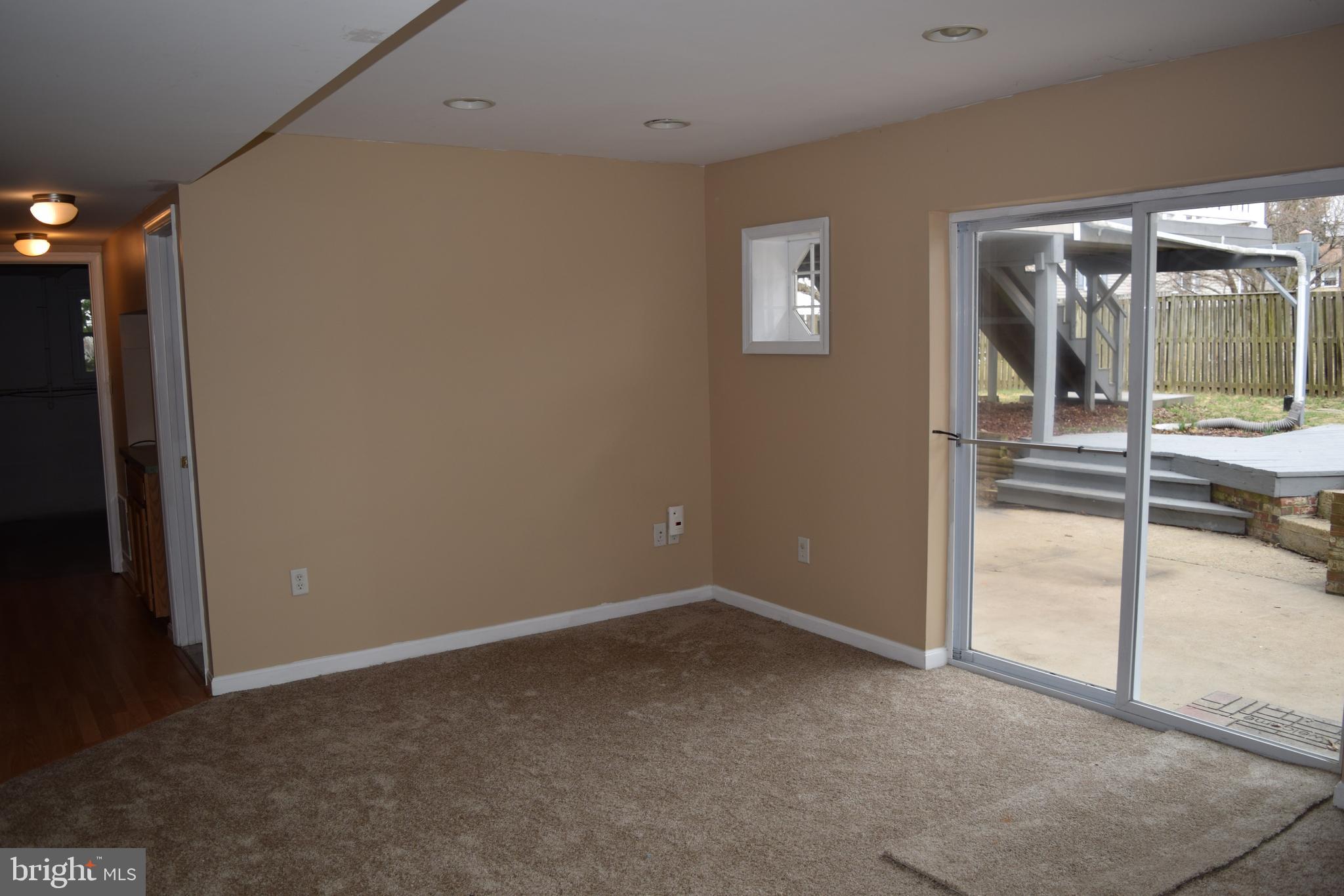 BOULEVARD PARK - Residential Lease