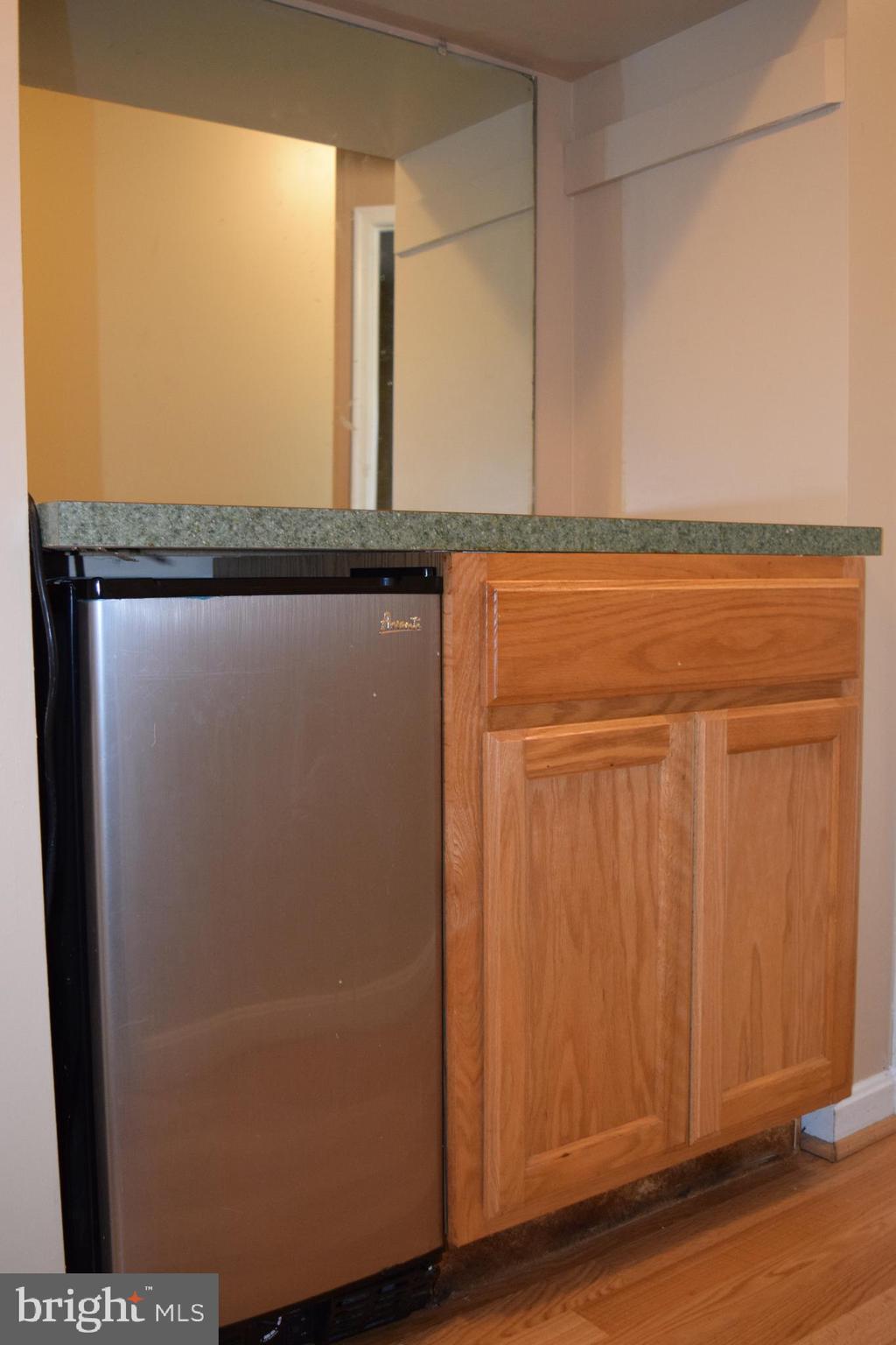 BOULEVARD PARK - Residential Lease