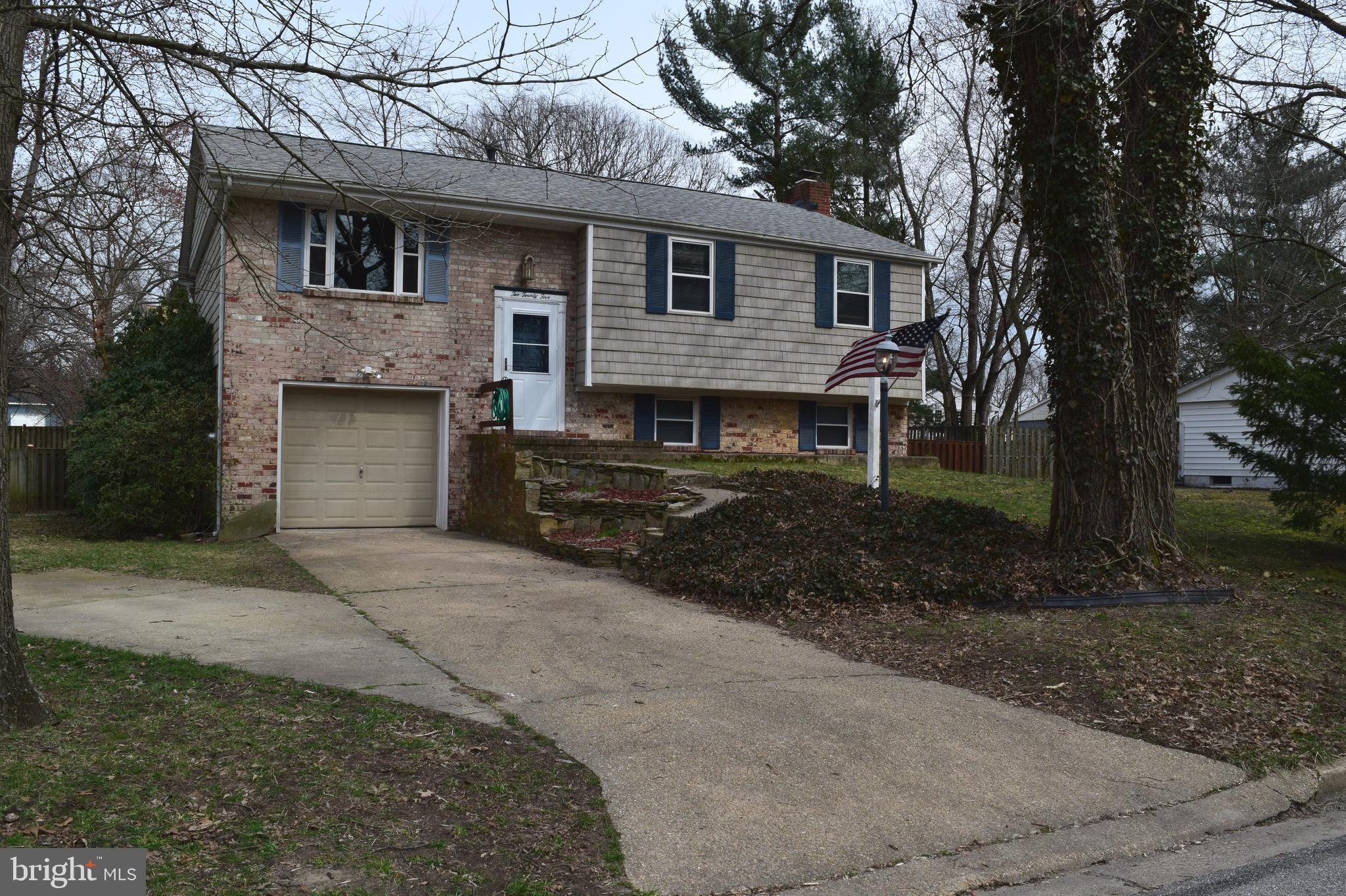 BOULEVARD PARK - Residential Lease