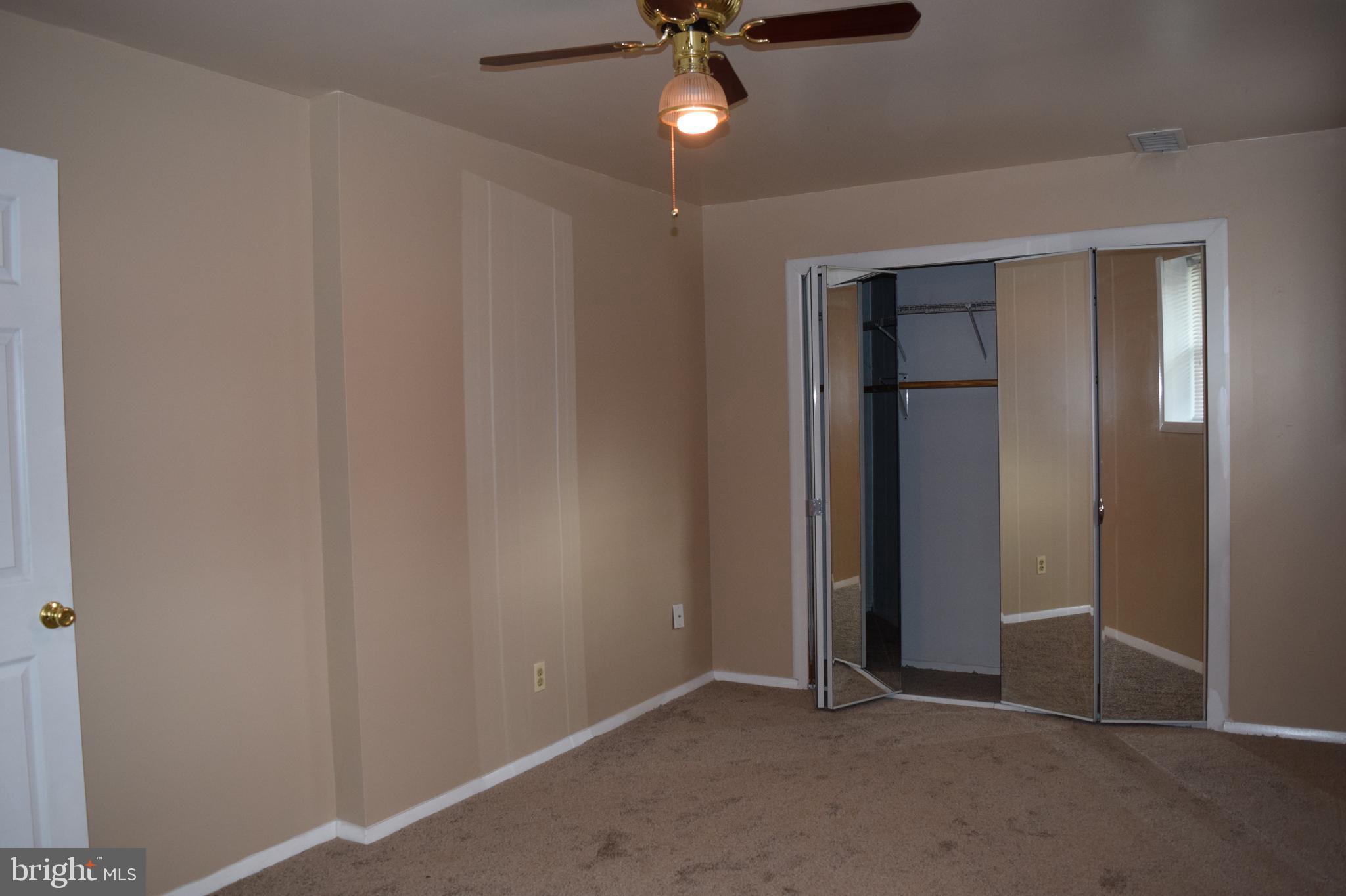 BOULEVARD PARK - Residential Lease