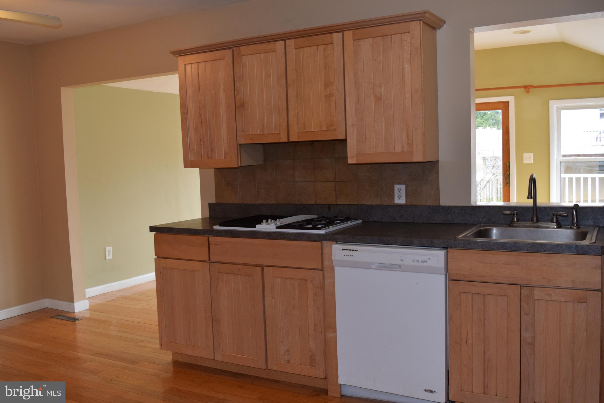 BOULEVARD PARK - Residential Lease