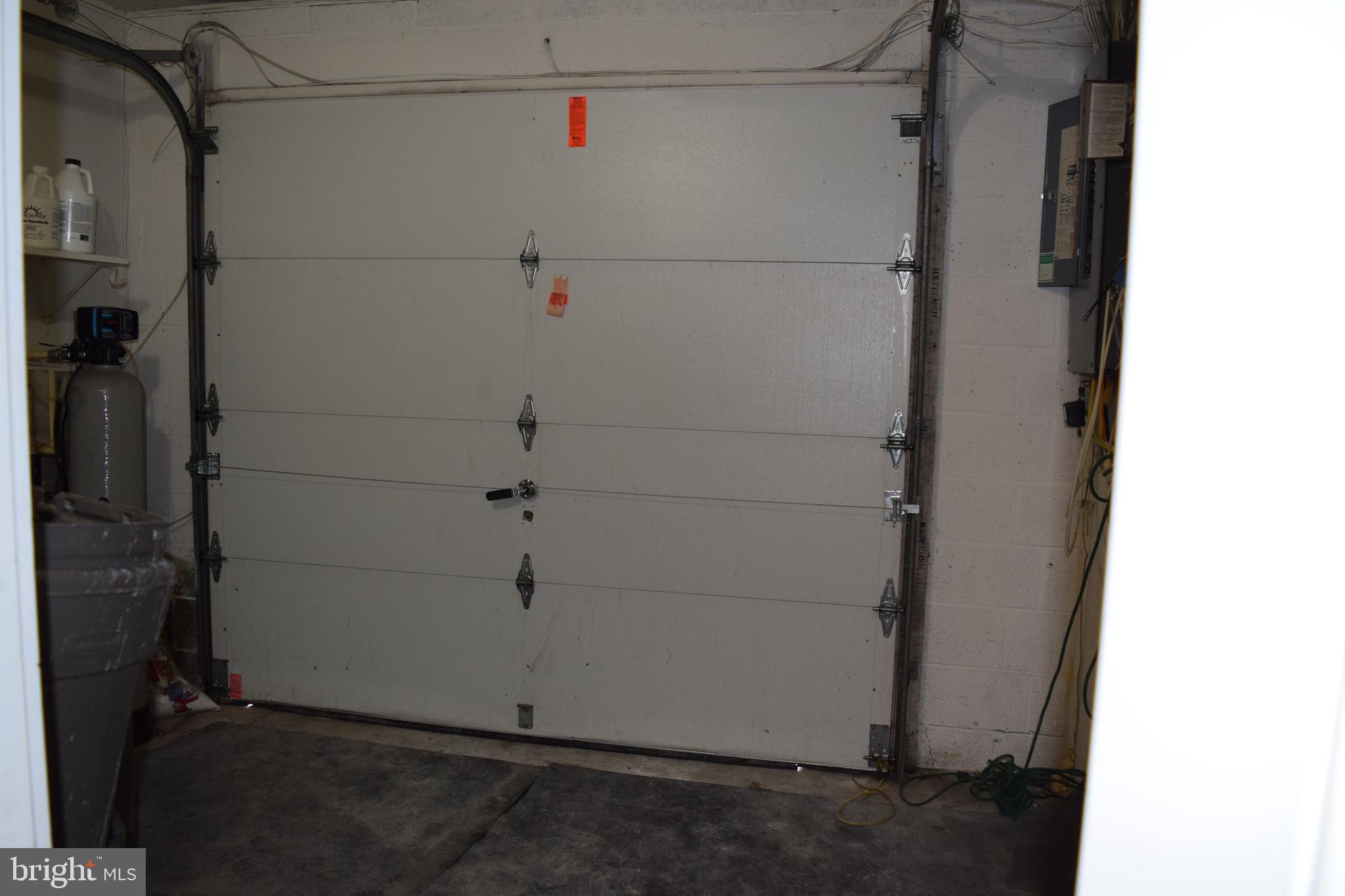 BOULEVARD PARK - Residential Lease