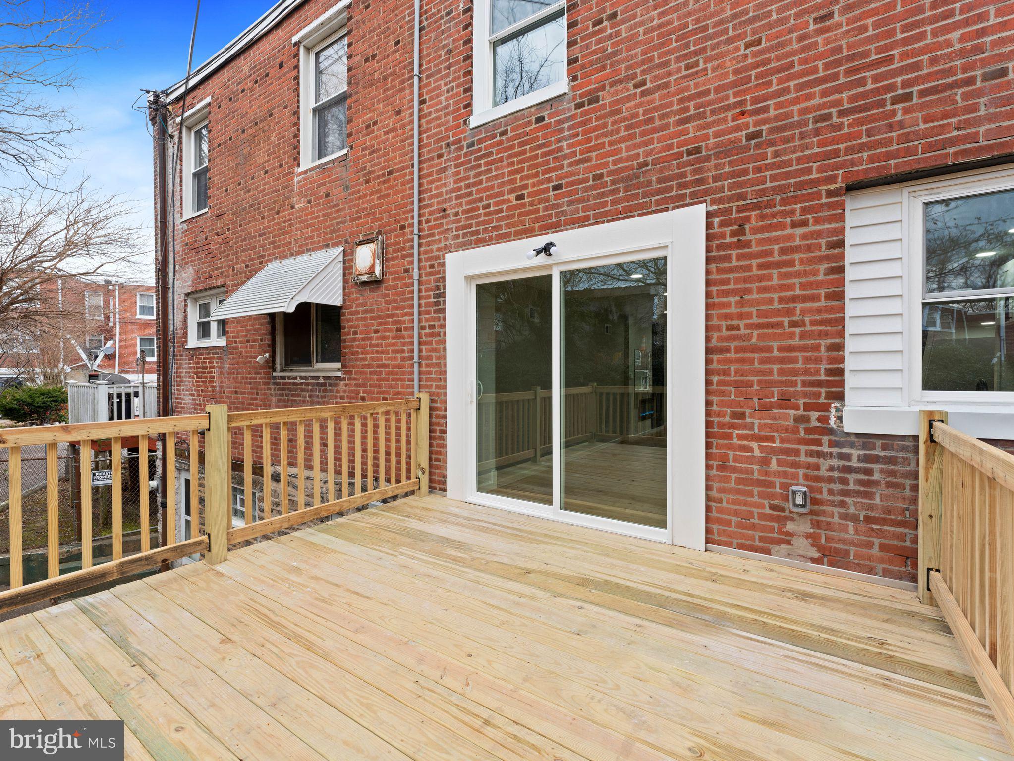 WEST OAK LANE - Residential