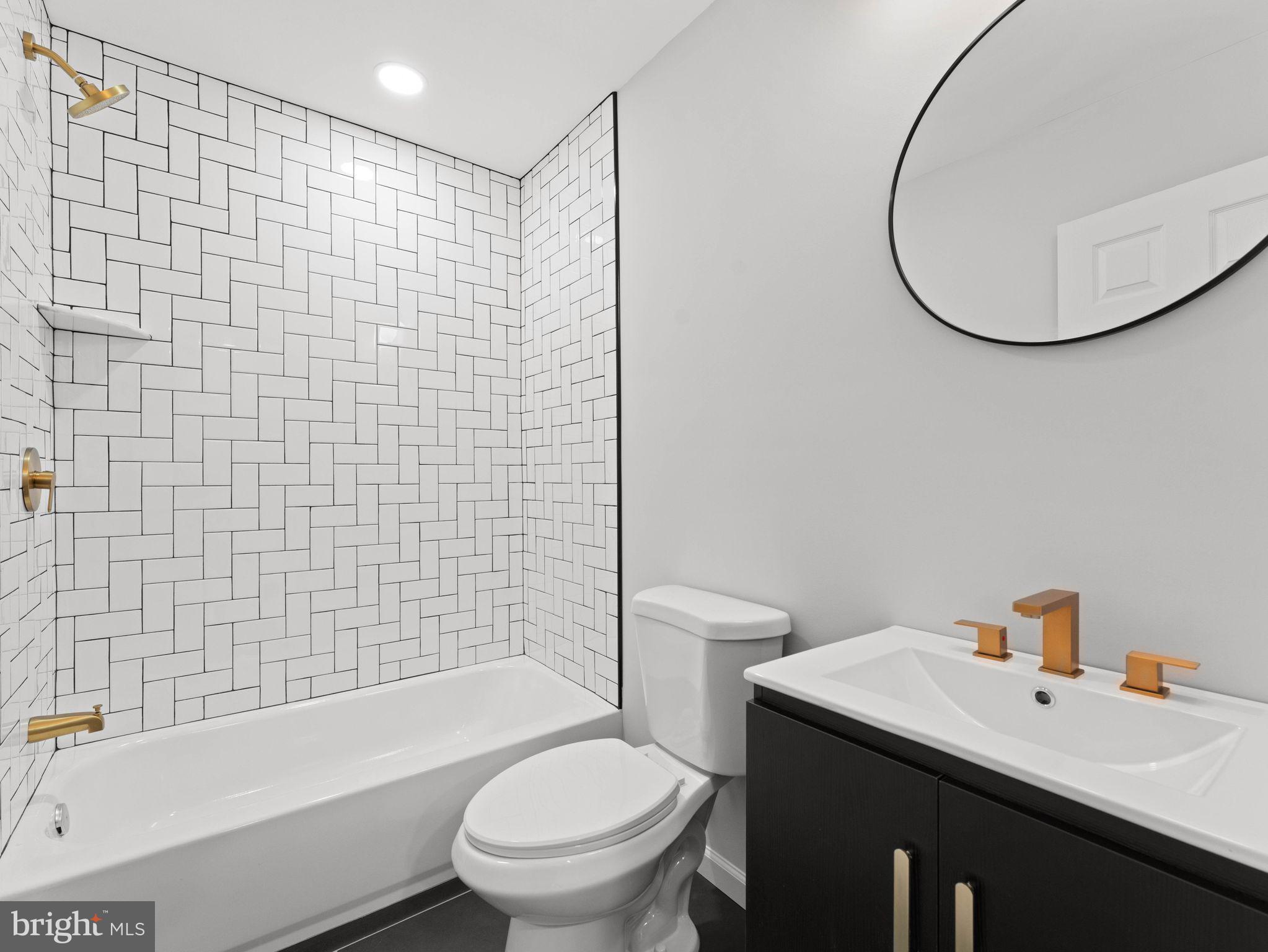 WEST OAK LANE - Residential