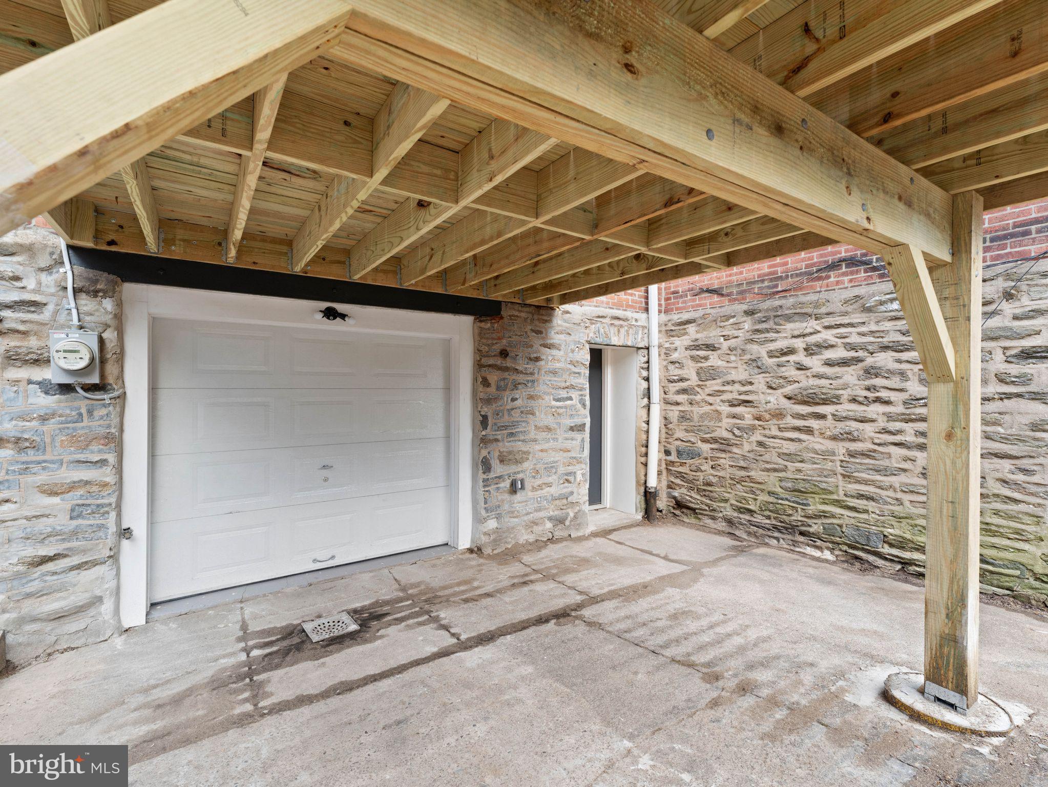 WEST OAK LANE - Residential