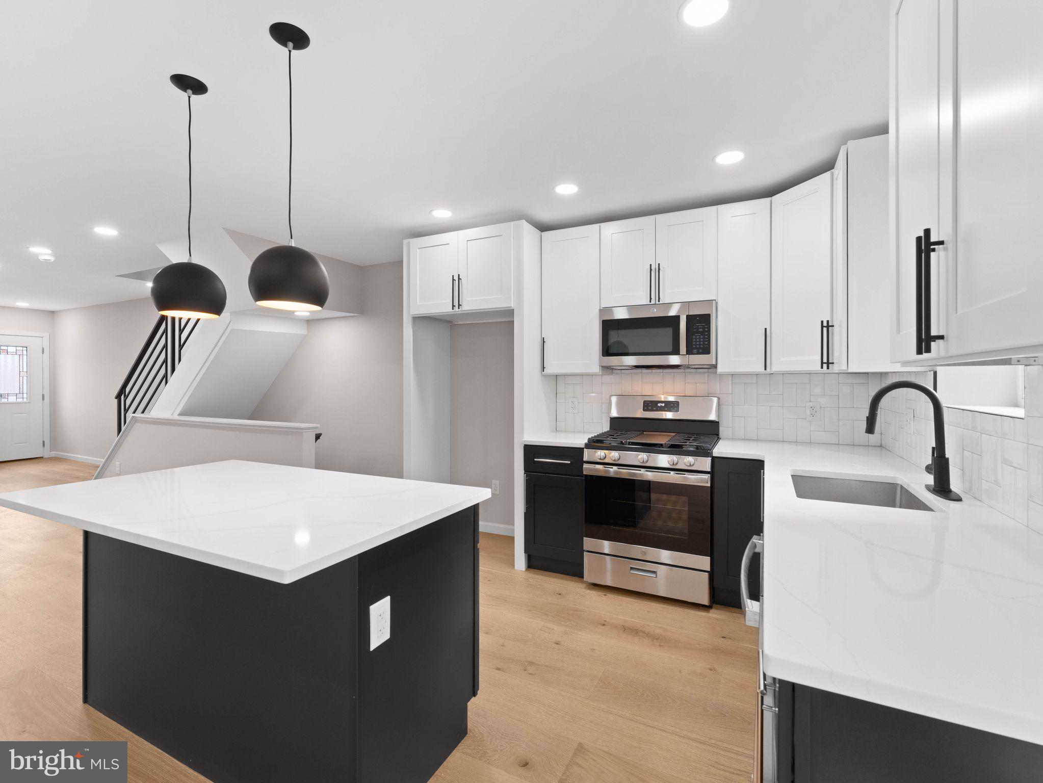 WEST OAK LANE - Residential