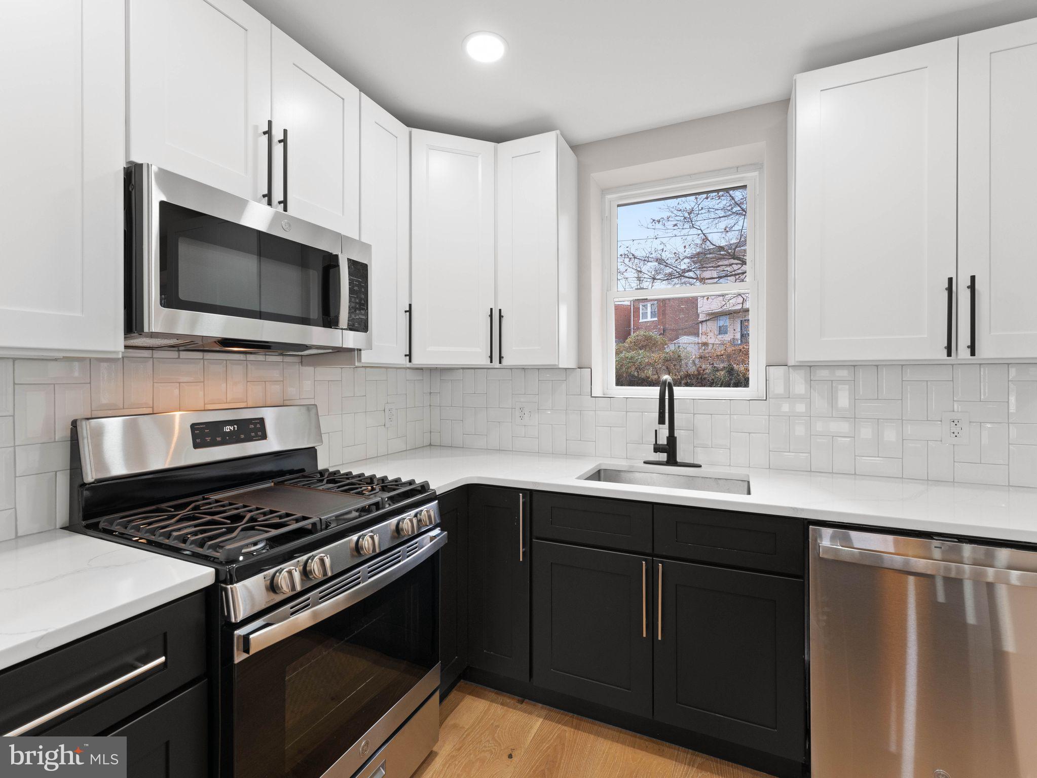 WEST OAK LANE - Residential