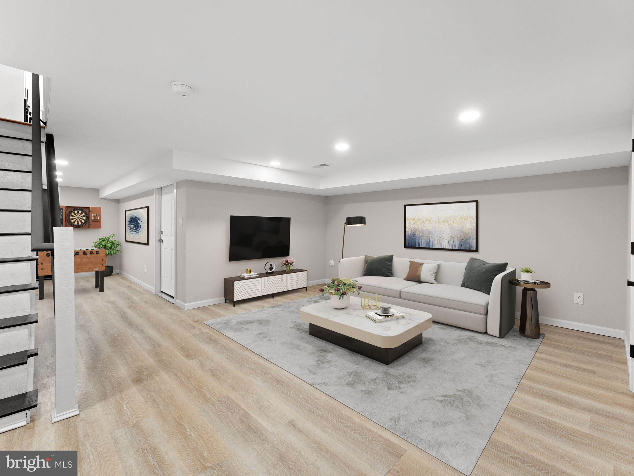 WEST OAK LANE - Residential