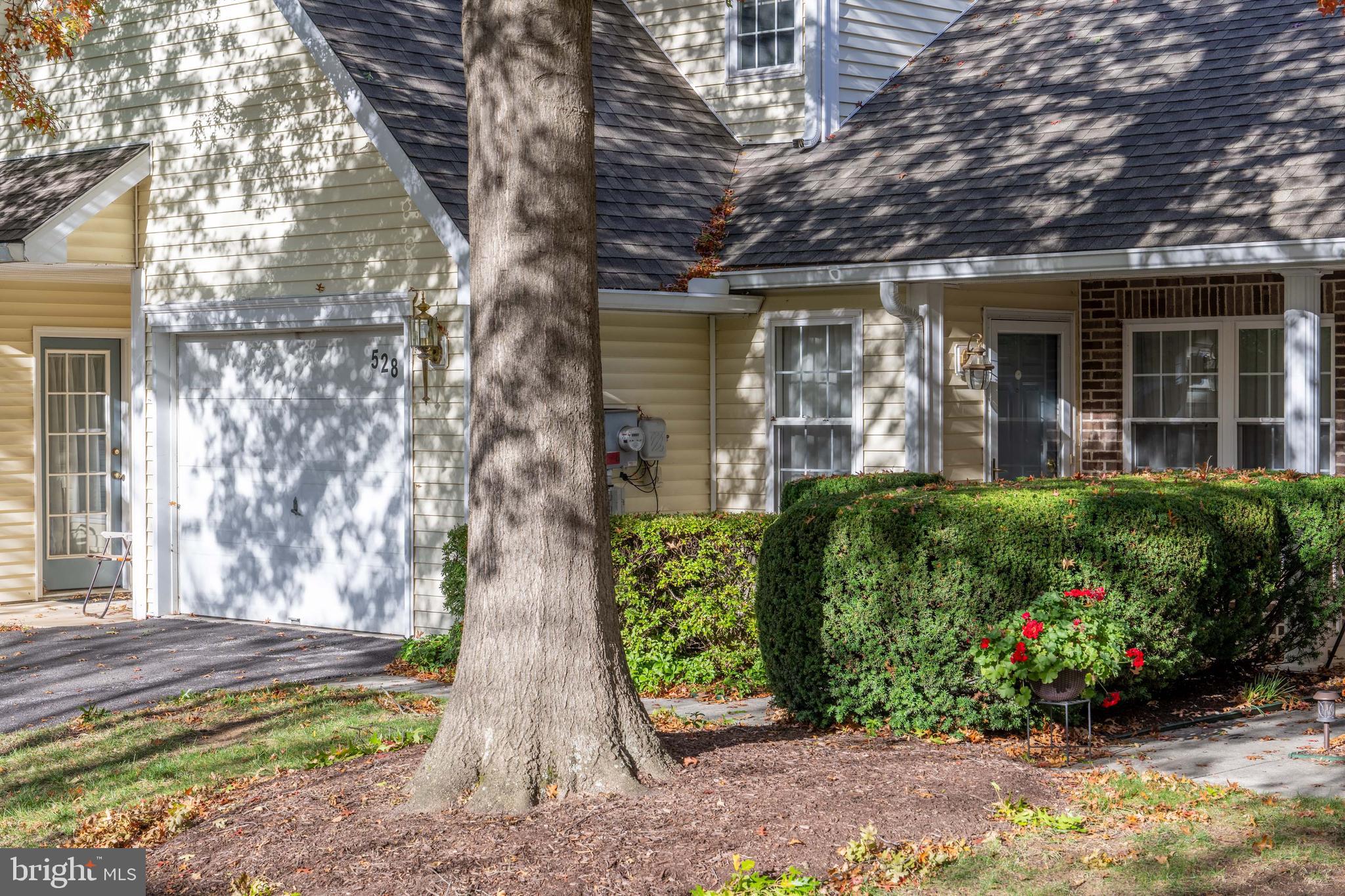 BRIGHTON PLACE - Residential