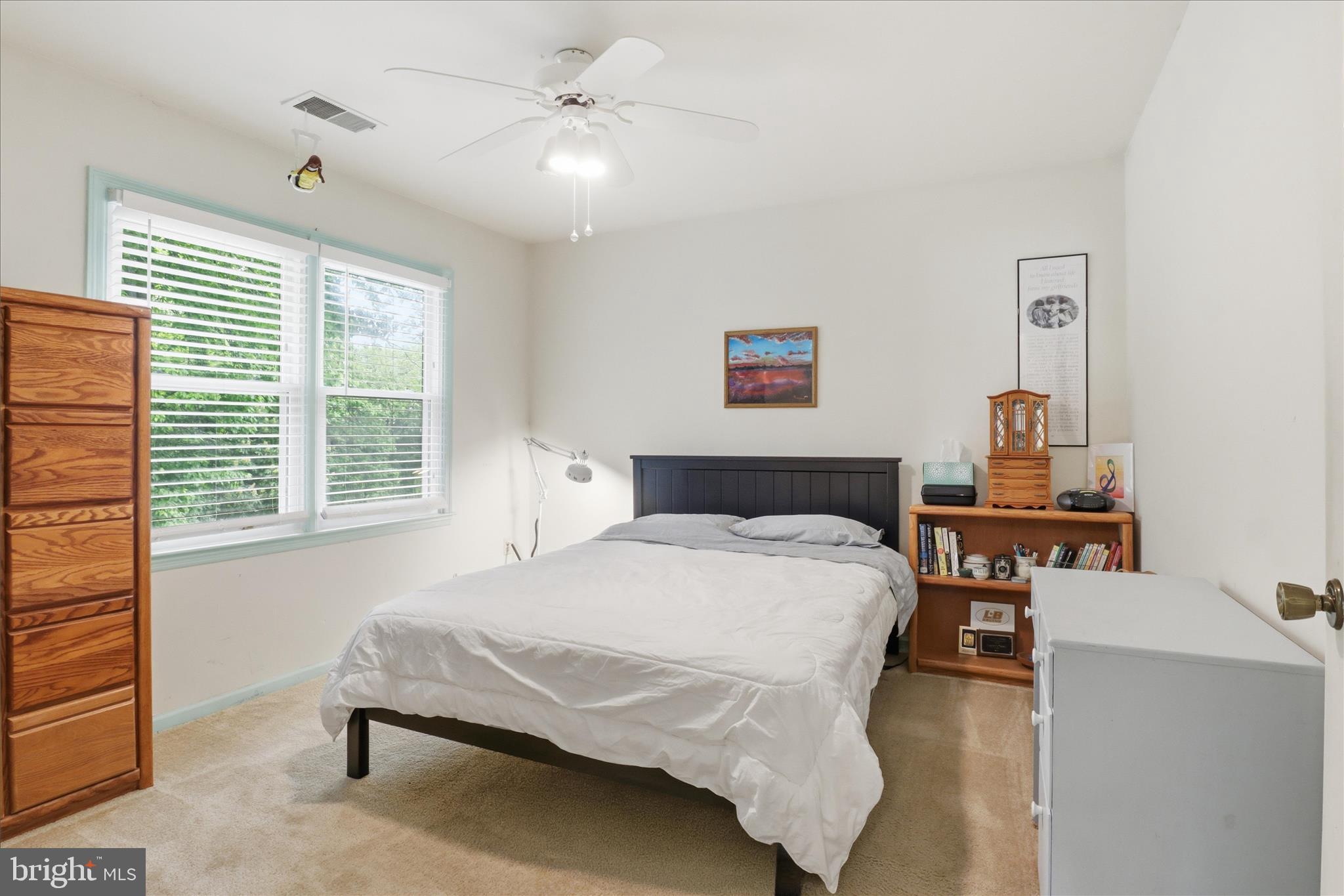 SIGNAL HILL - Residential