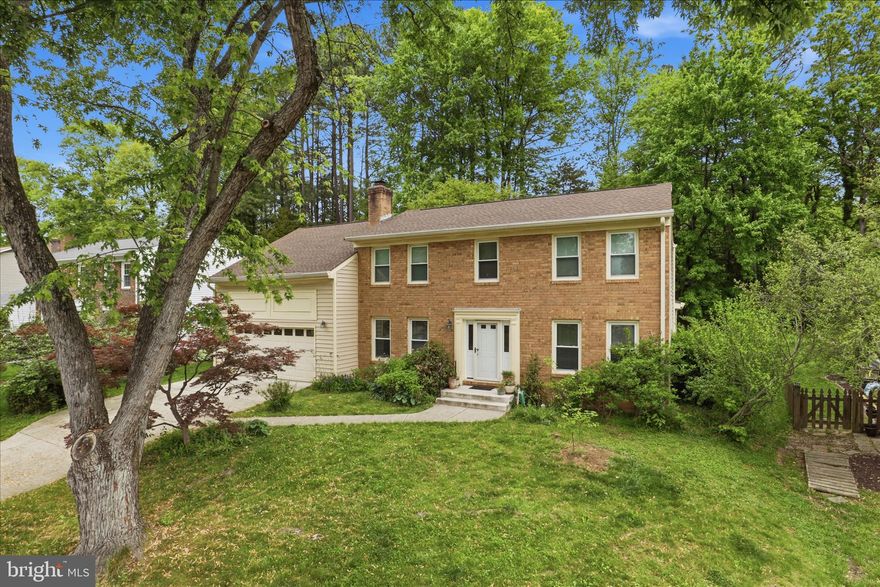 This classic 4-bedroom, 2.5-bath Colonial in sought after Signal Hill, offered for the first time by its original owner, presents a fantastic opportunity to modernize and unlock the home’s full potential!
Built in 1977 and well maintained over the years, this home features a traditional floor plan with spacious living areas, ideal for both everyday living and entertaining. The family room with wood-burning fireplace creates a cozy gathering space, while the expansive primary bedroom with sitting room offers comfort and flexibility.
A bright sunroom addition fills the home with natural light—perfect for year-round relaxation, a home office, or entertaining space.
The attached 2-car garage is a standout feature, as many homes in the community offer only carports or smaller garage options—adding both convenience and value.
Comparable homes in Signal Hill—once updated—have achieved significantly higher resale values, making this an excellent investment opportunity for buyers, renovators, or those looking to create their dream home. Bring your vision and unlock the full potential of this well-located home —a prime opportunity for customization, renovation, and long-term value.
Entire home being sold AS IS—priced to sell in highly desirable Signal Hill!