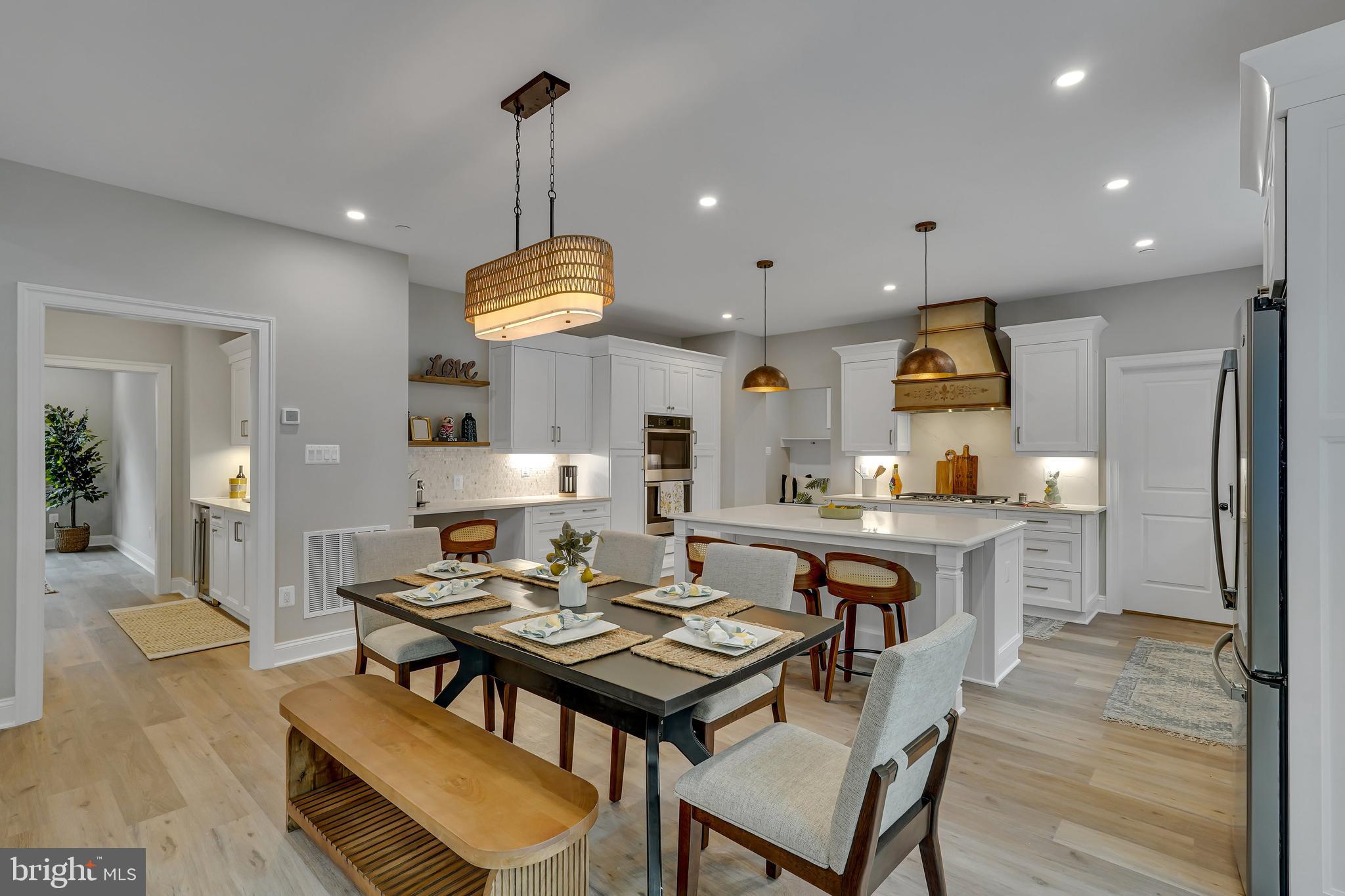 KENSINGTON - Residential