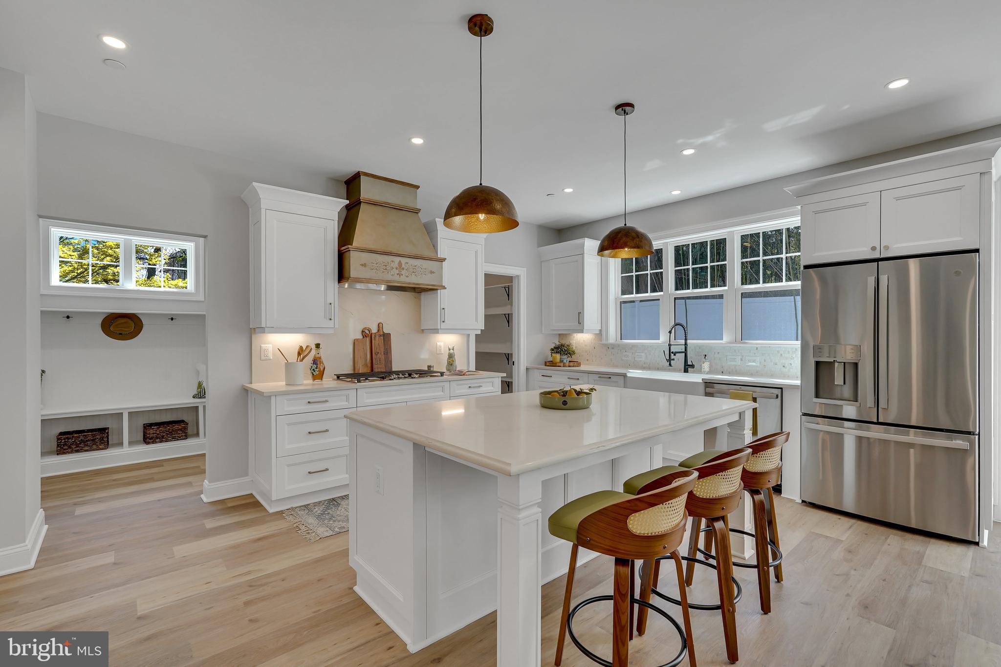 KENSINGTON - Residential