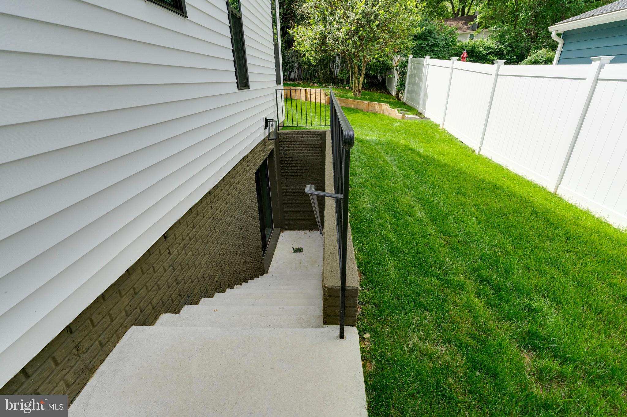 KENSINGTON - Residential