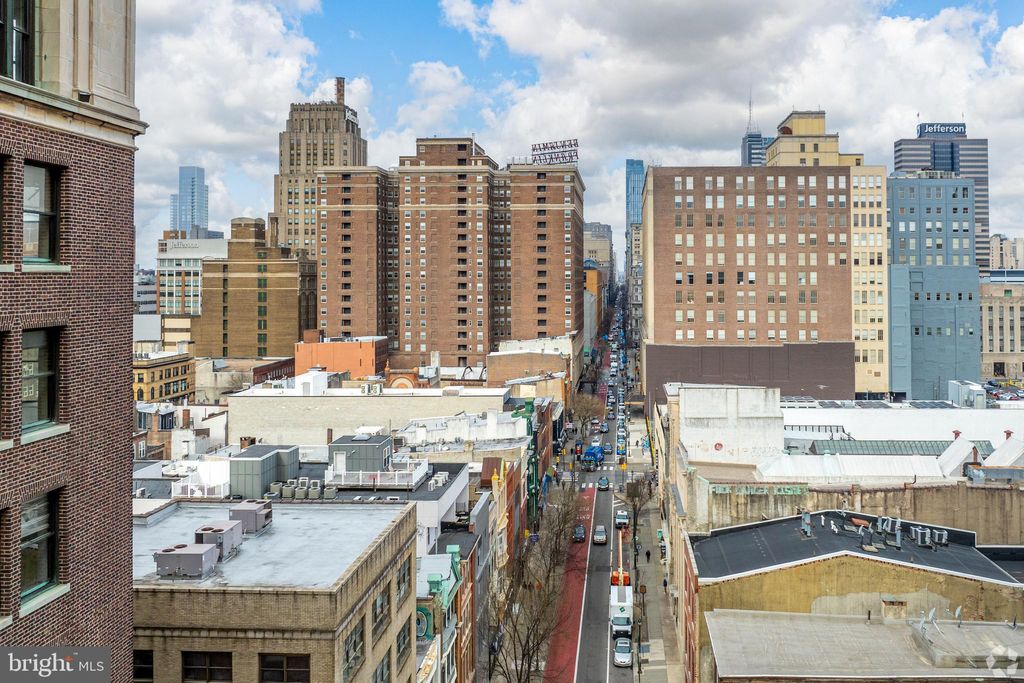 Photo of 718 Chestnut Street, PHILADELPHIA, PA 19106 (MLS # PAPH2528930)
