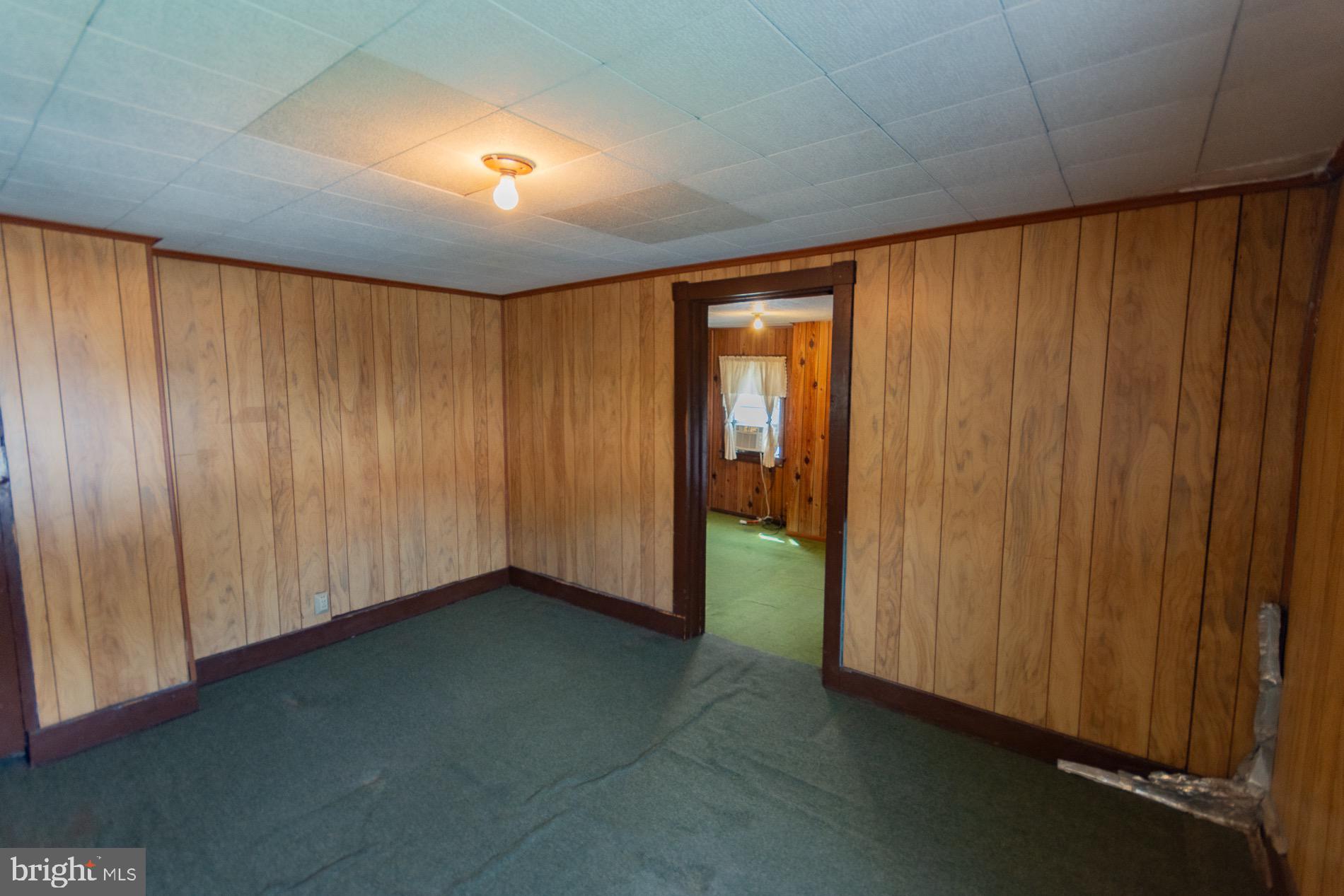 HISTORIC CHARLES TOWN - Residential