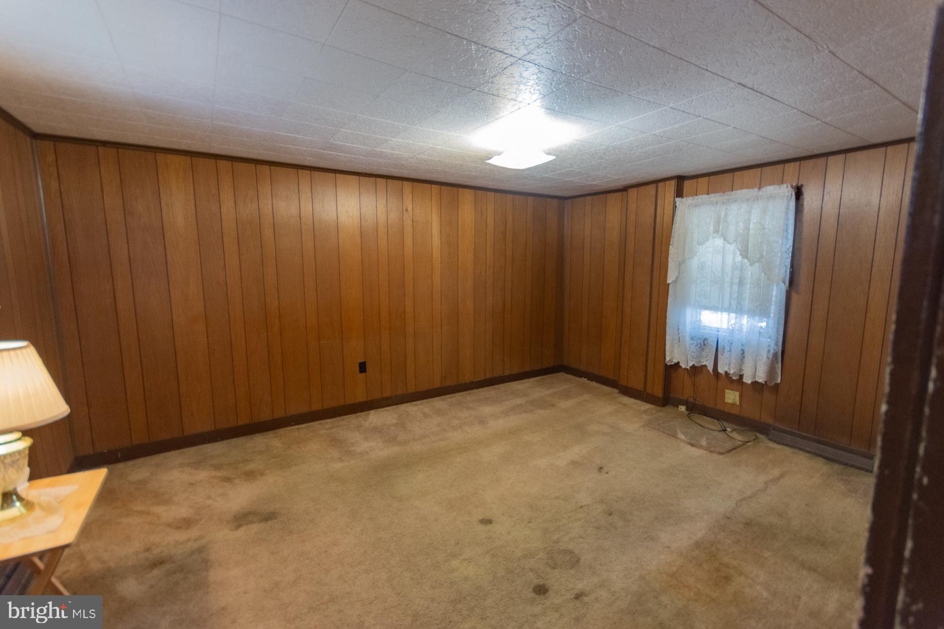 HISTORIC CHARLES TOWN - Residential