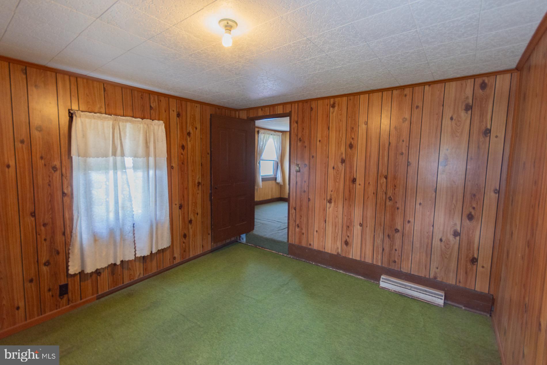 HISTORIC CHARLES TOWN - Residential