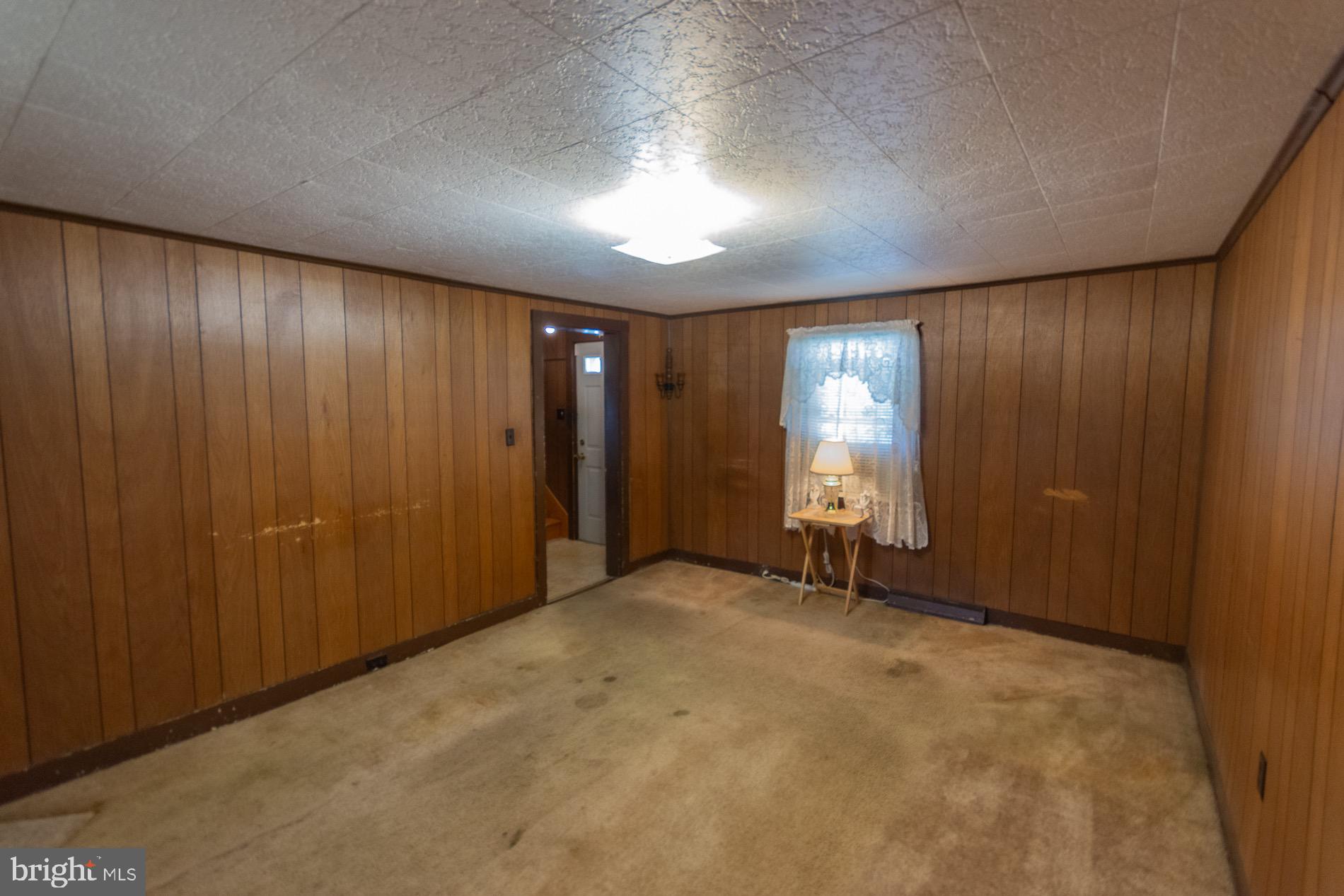 HISTORIC CHARLES TOWN - Residential