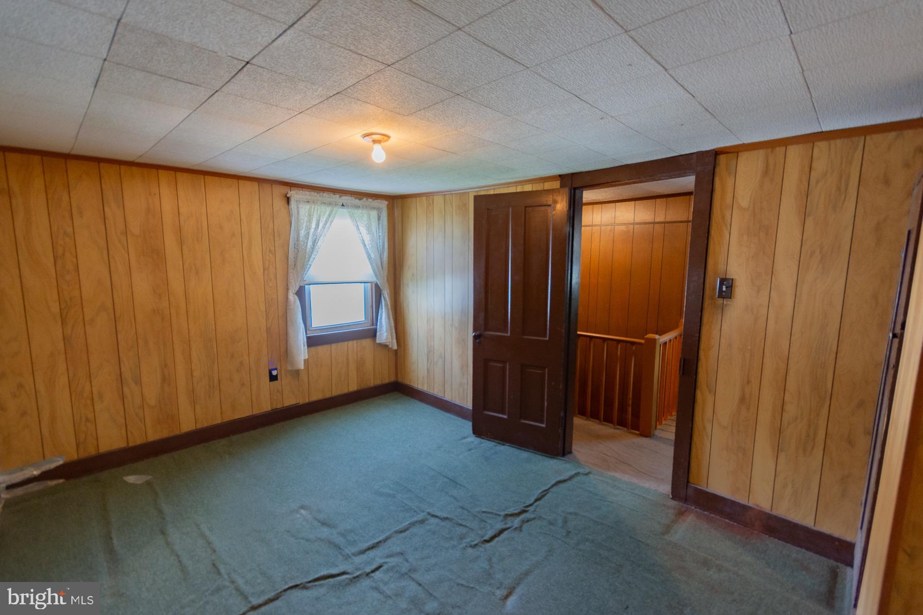 HISTORIC CHARLES TOWN - Residential